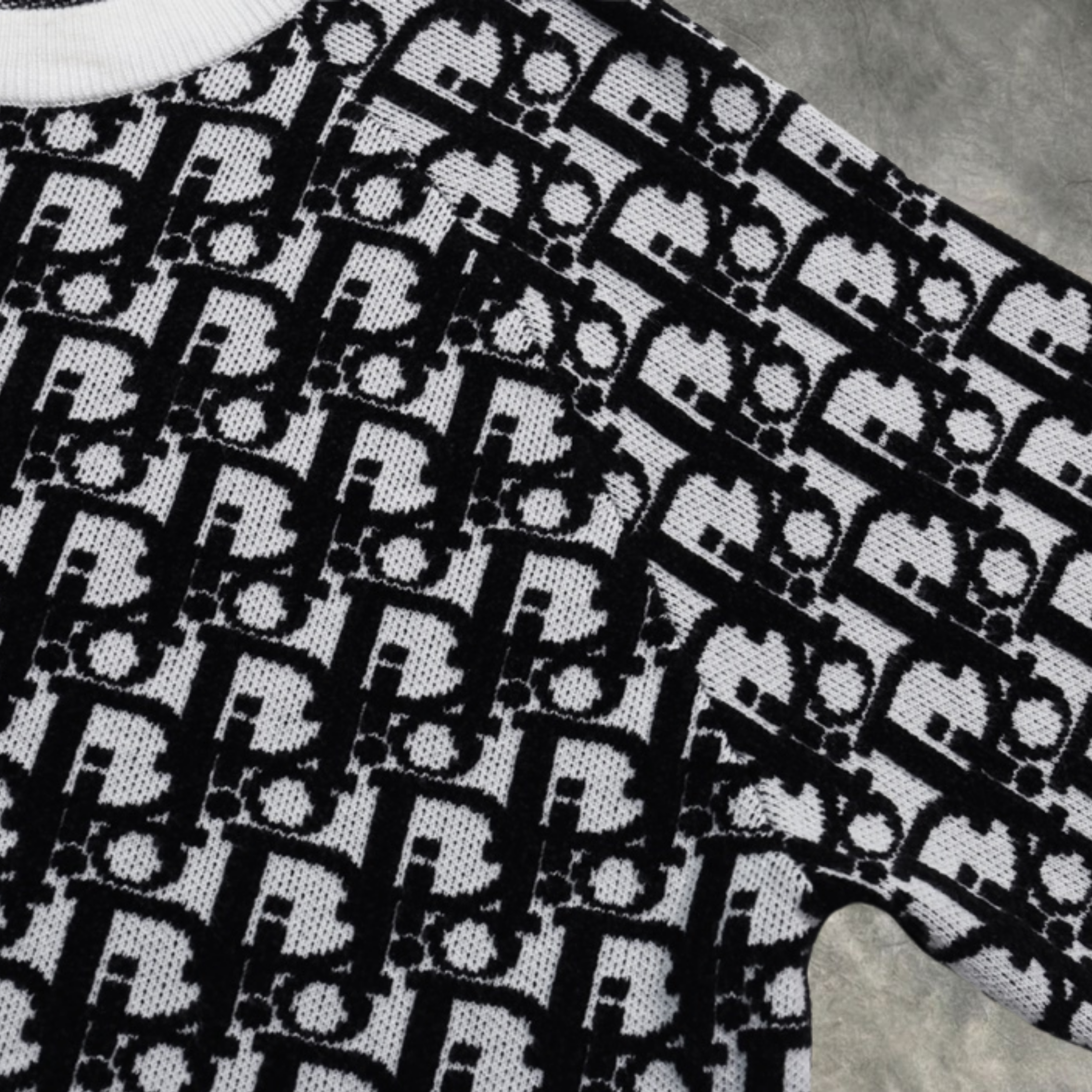 Elvare Club® Sweater