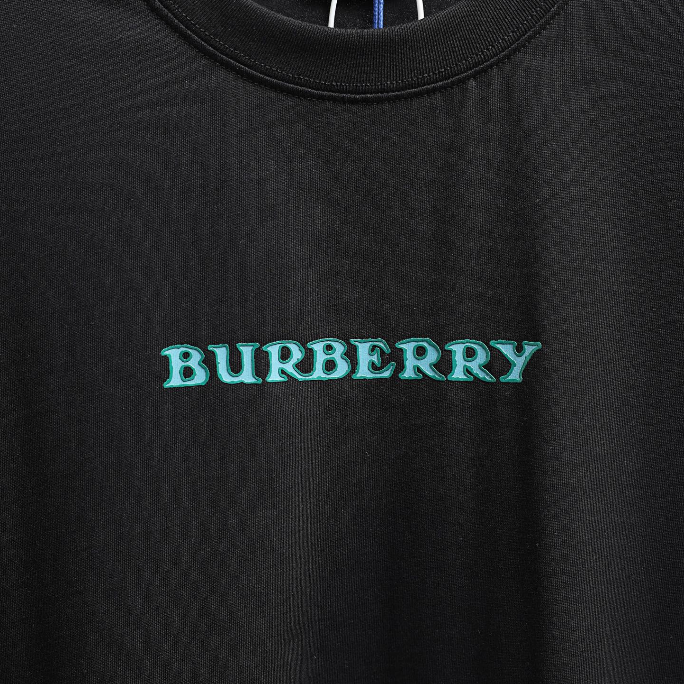 Elvare Club® T-shirt