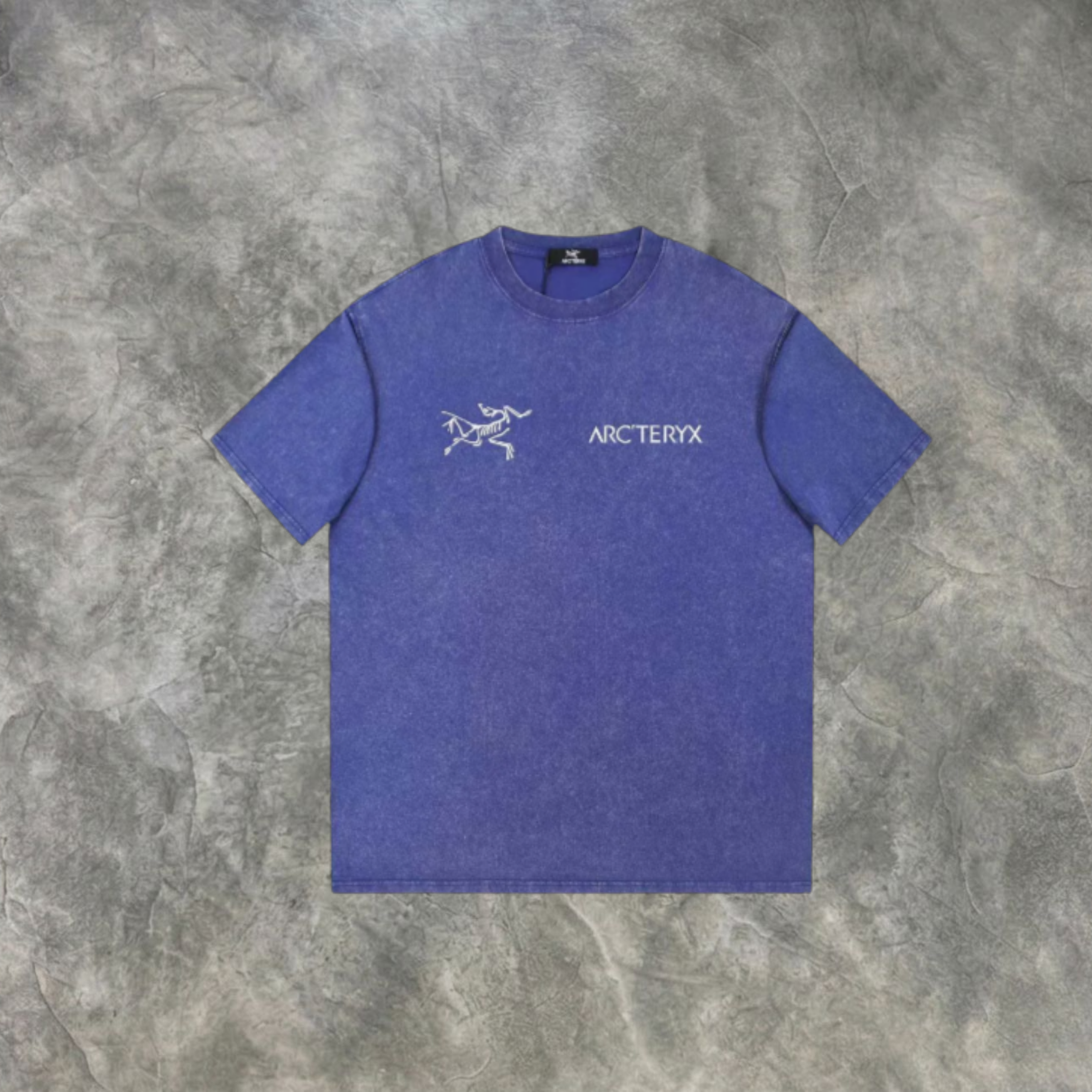 Elvare Club® T-Shirt