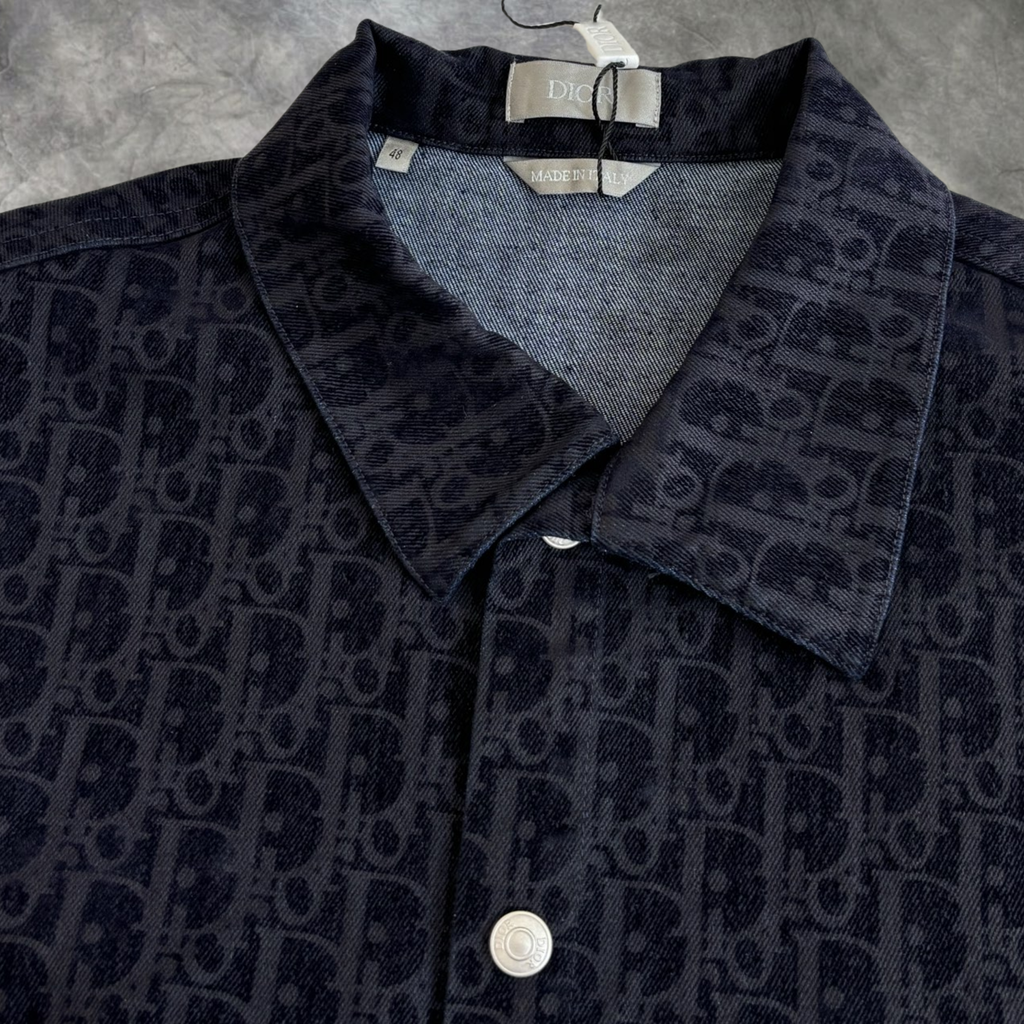 Elvare Club® T-Shirt
