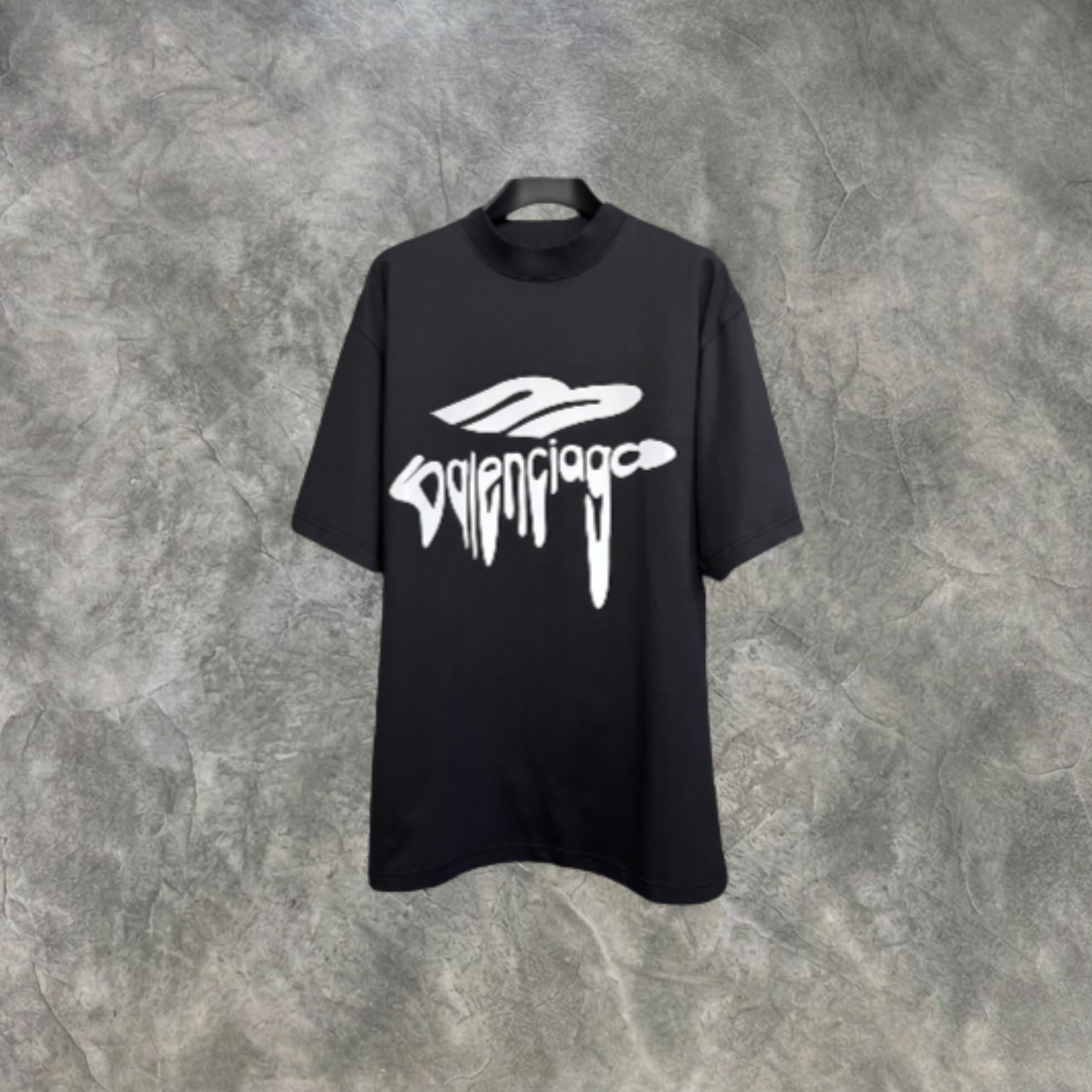 Elvare Club® T-Shirt
