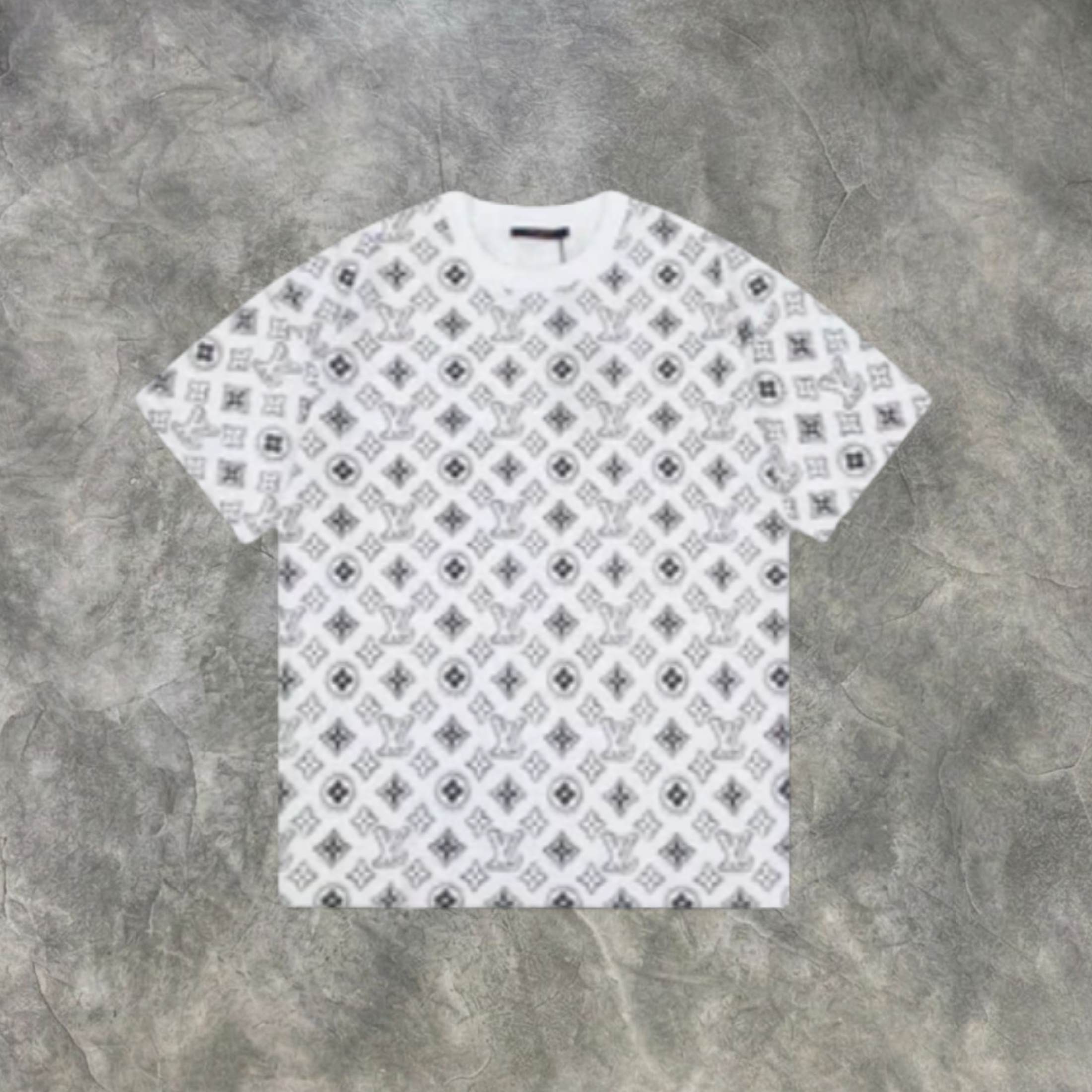 Elvare Club® T-Shirt