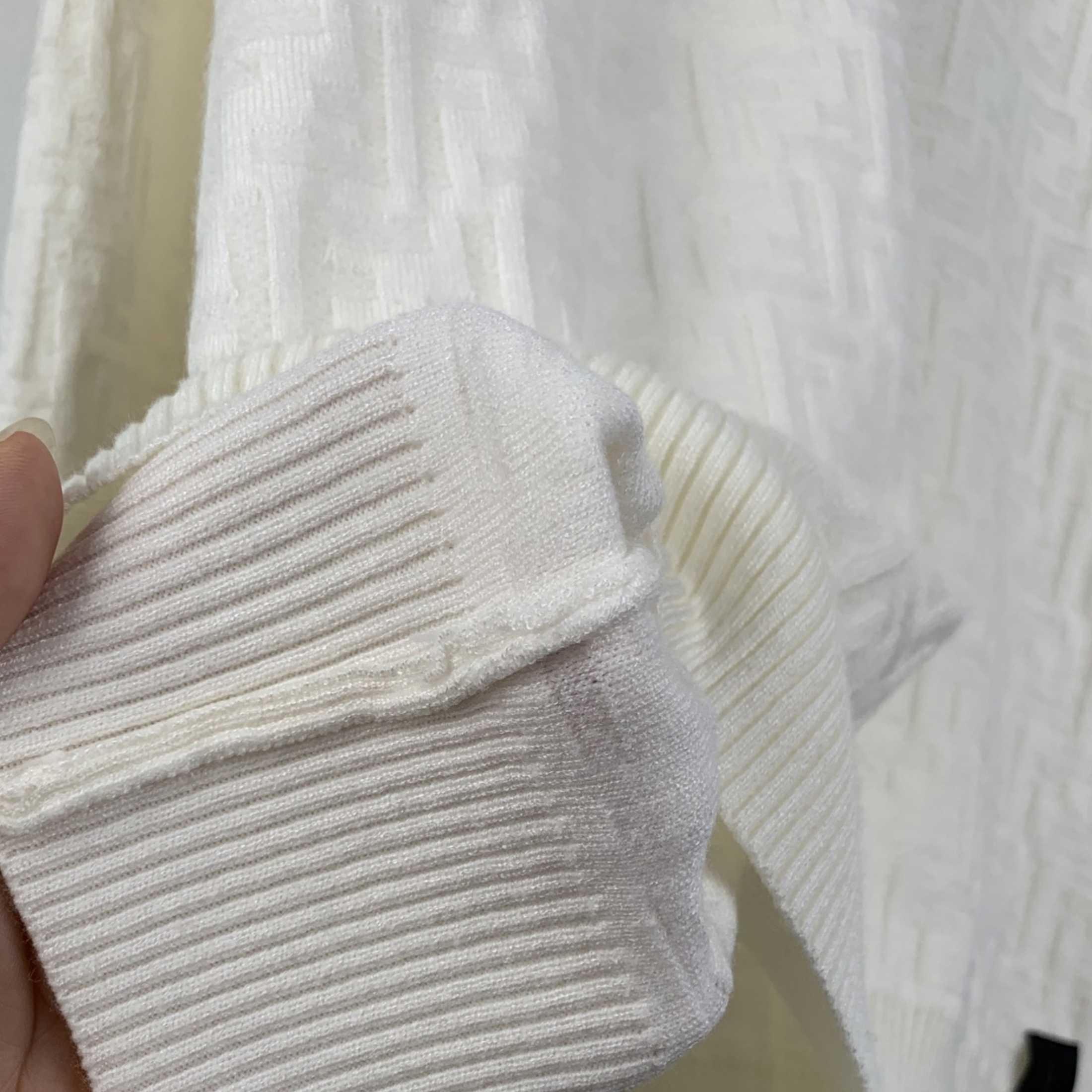 Elvare Club® Sweater