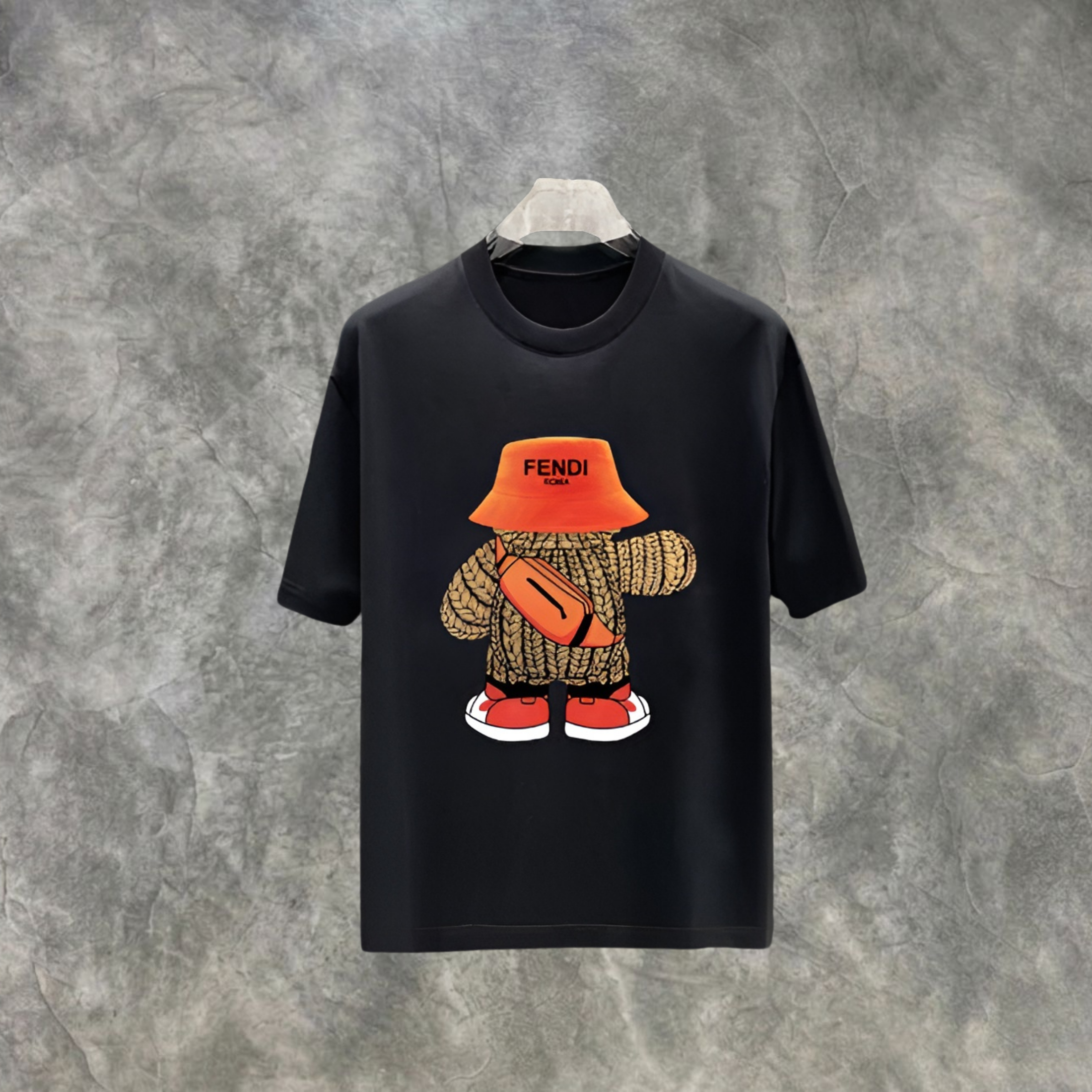 Elvare Club® T-Shirt