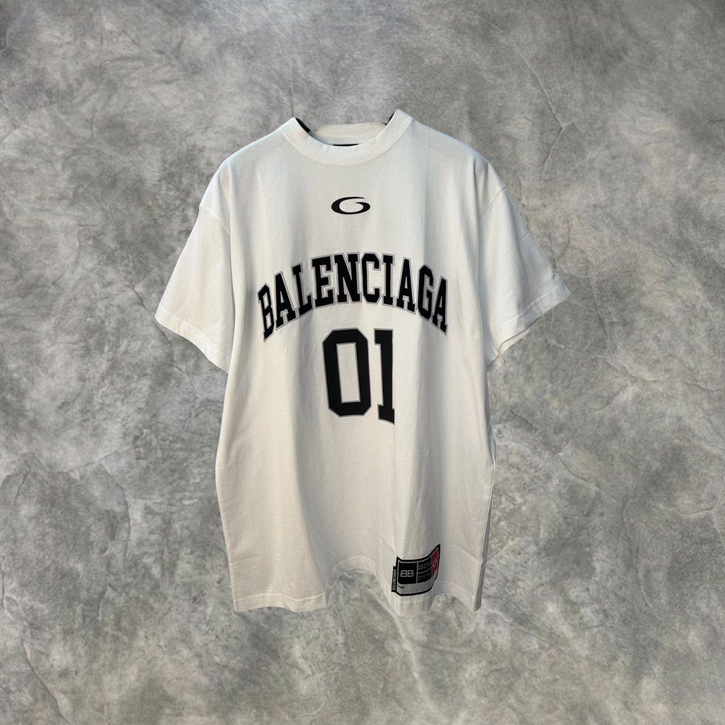 Elvare Club® T-Shirt