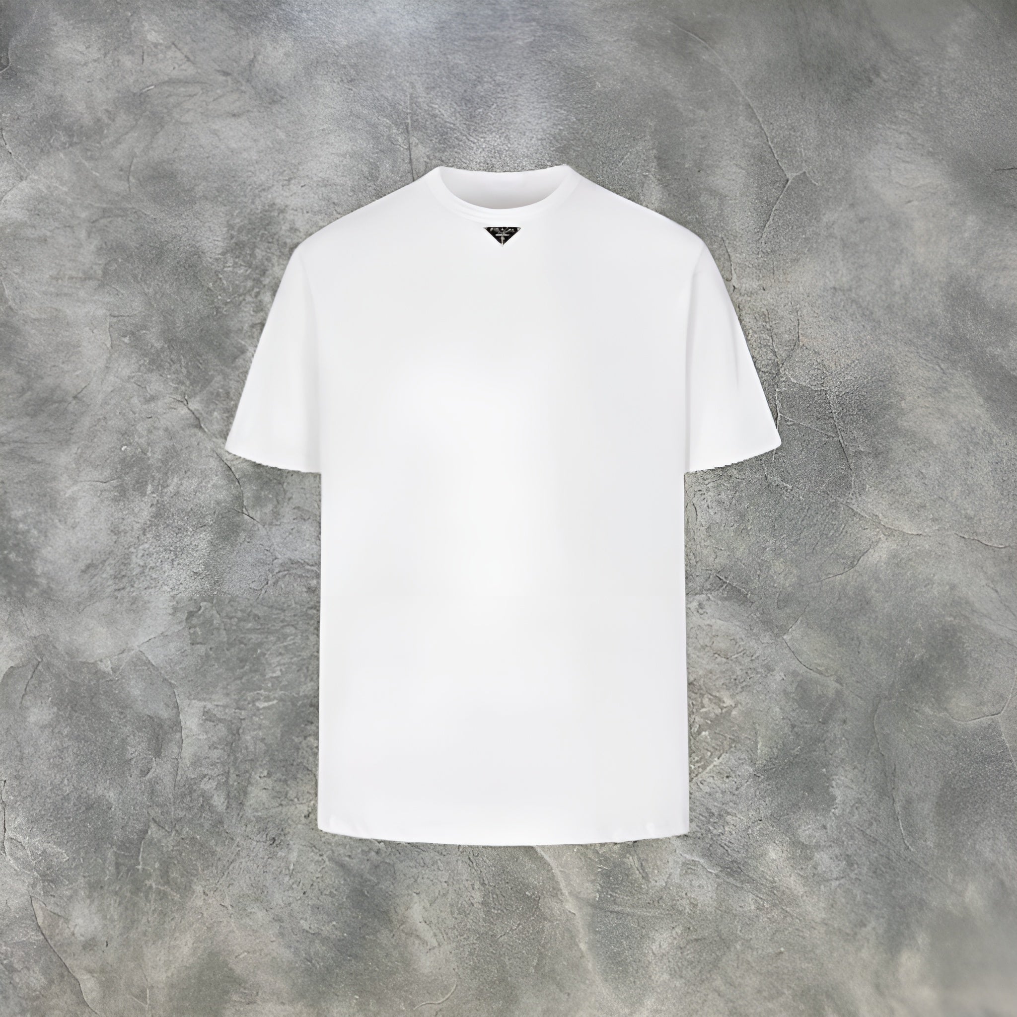 Elvare Club® T-Shirt