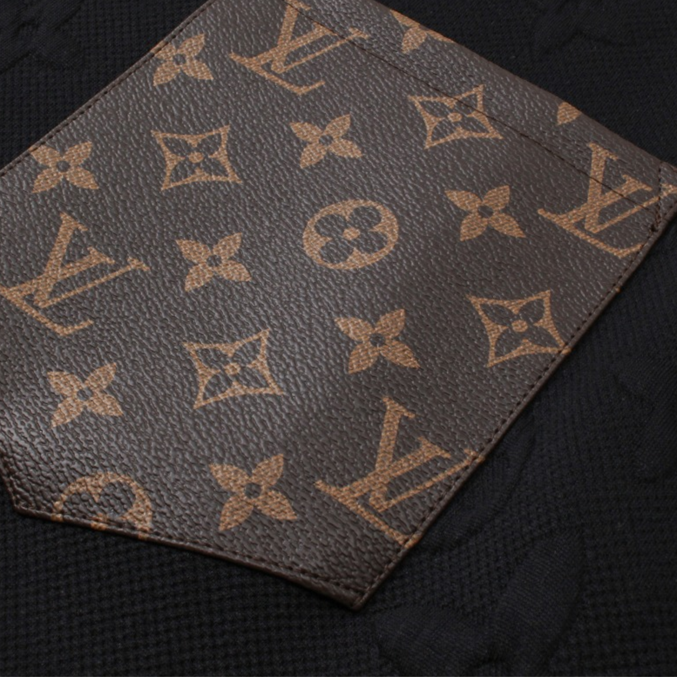 Elvare Club® Sweater