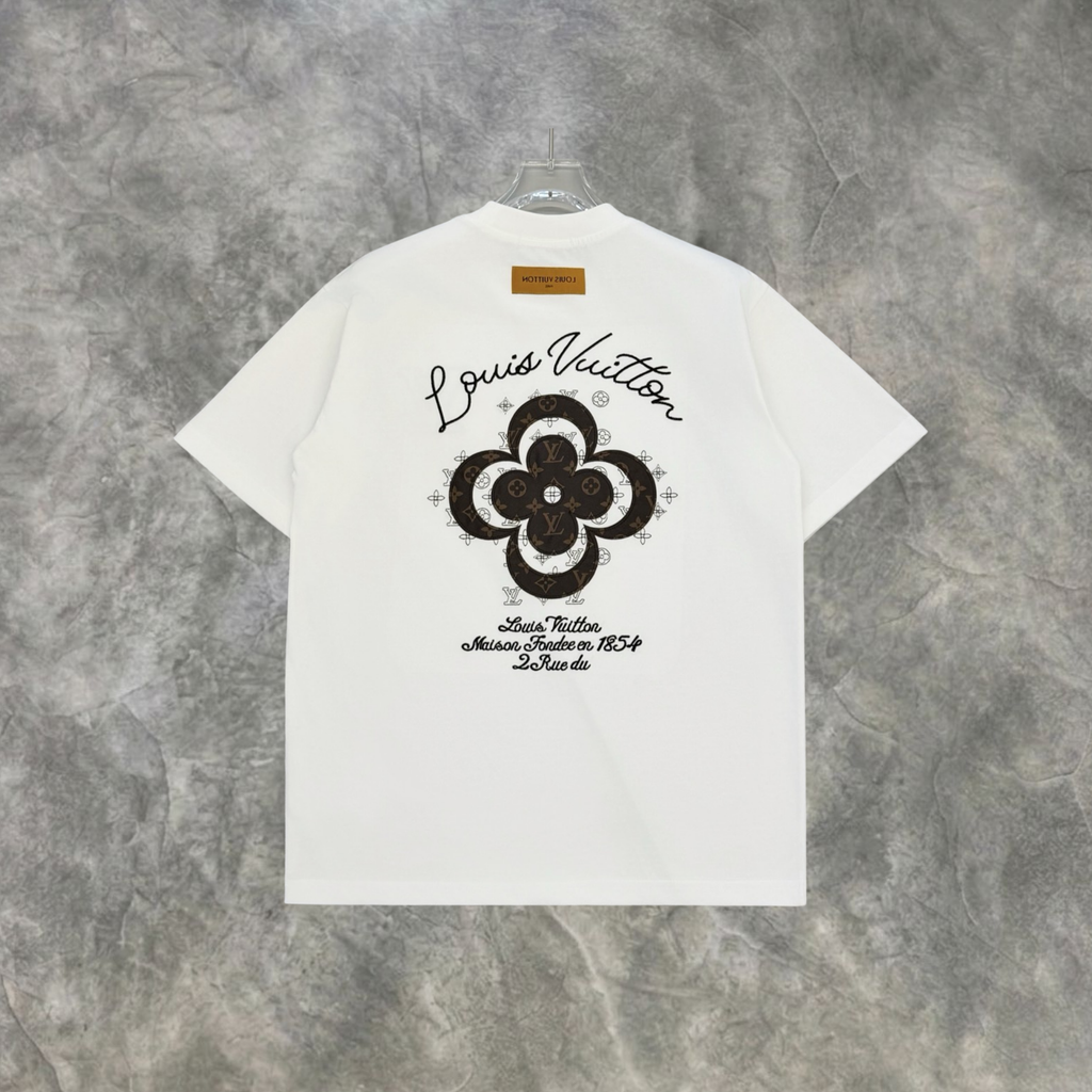 Elvare Club® T-shirt