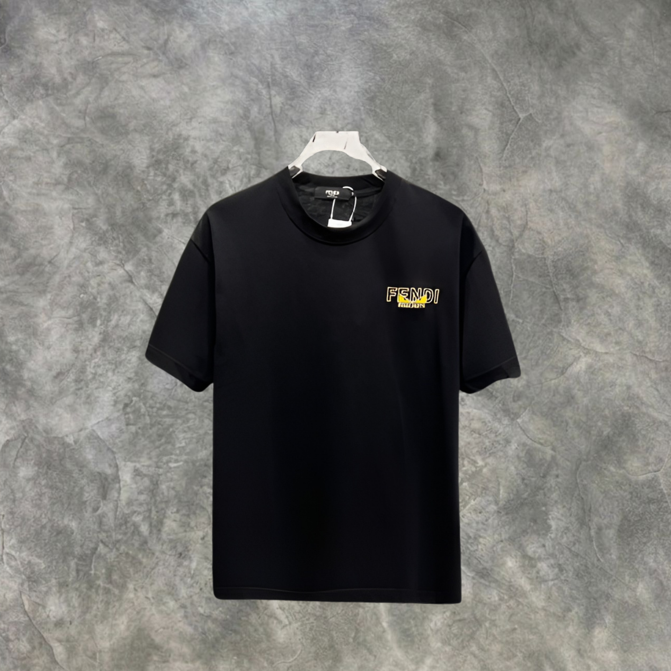 Elvare Club® T-Shirt