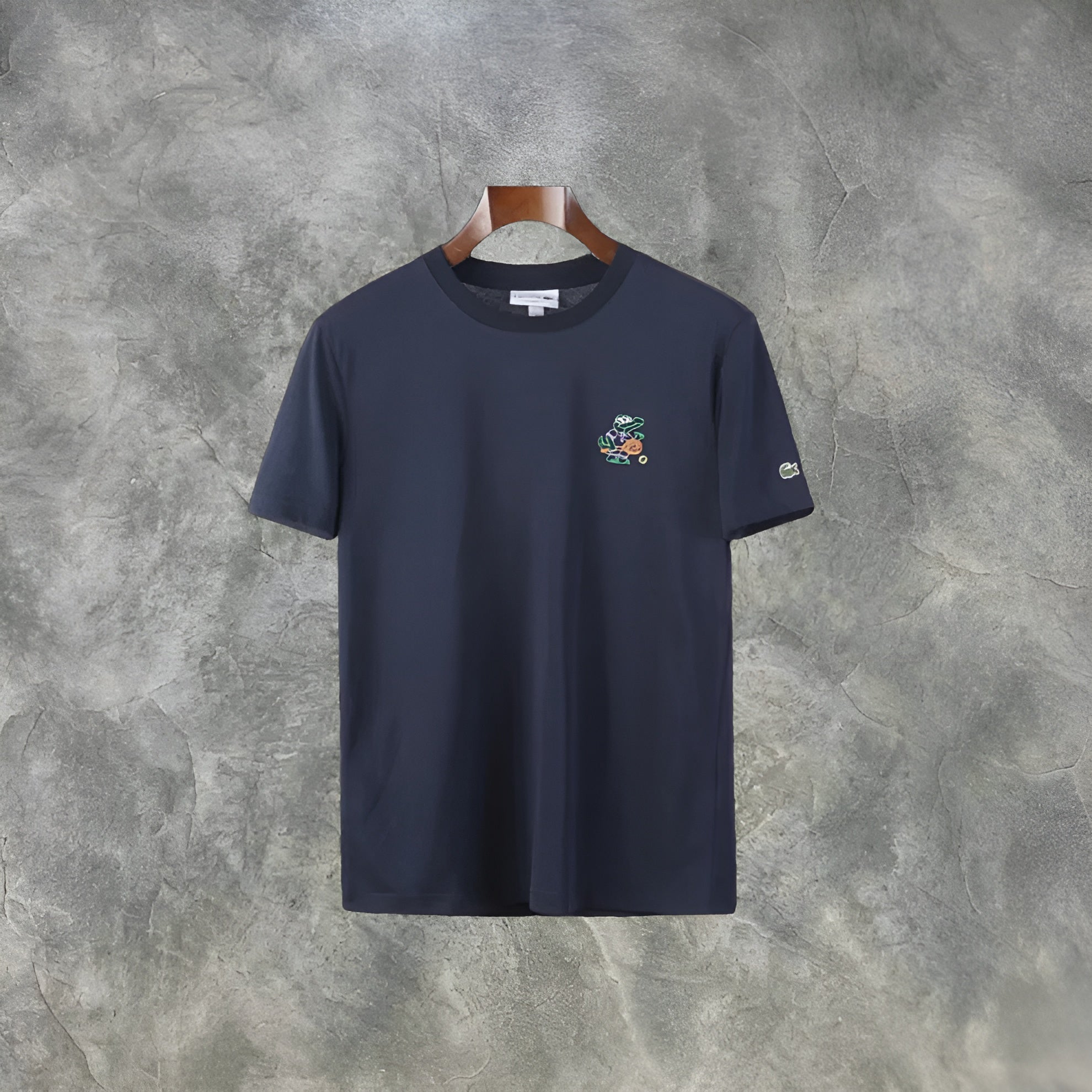 Elvare Club® T-Shirt