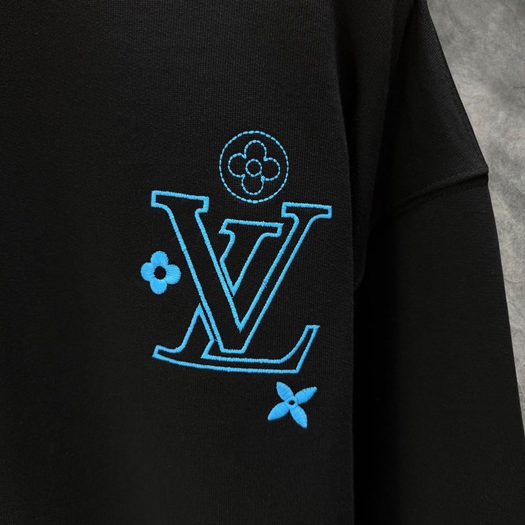 Elvare Club® Sweater