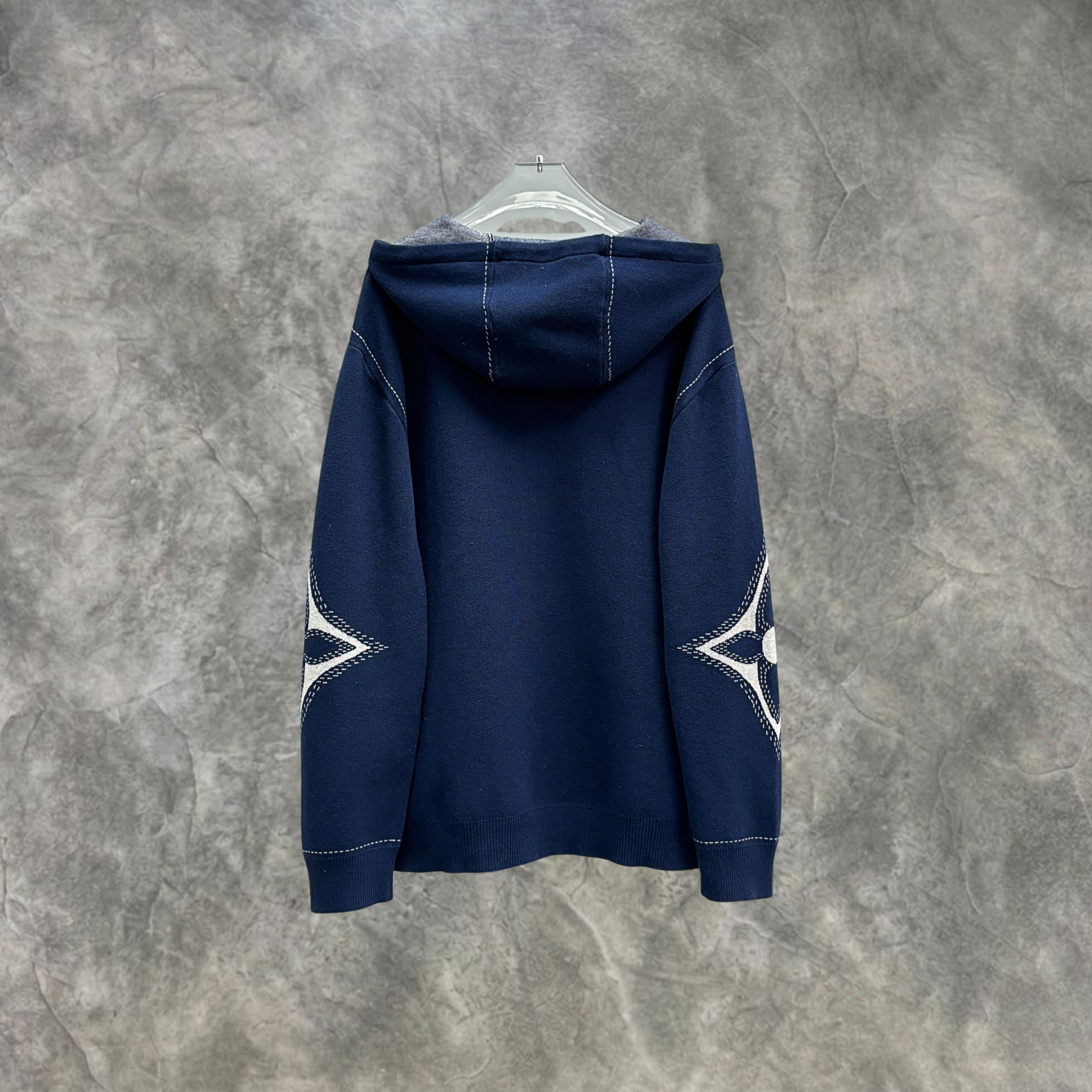 Elvare Club® Sweater