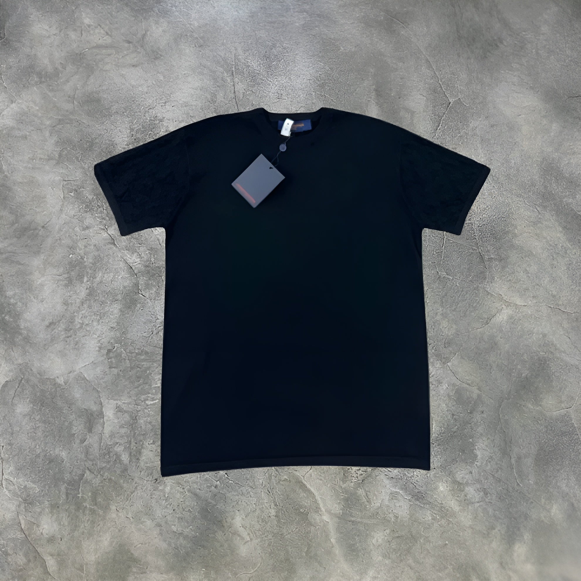 Elvare Club® T-Shirt