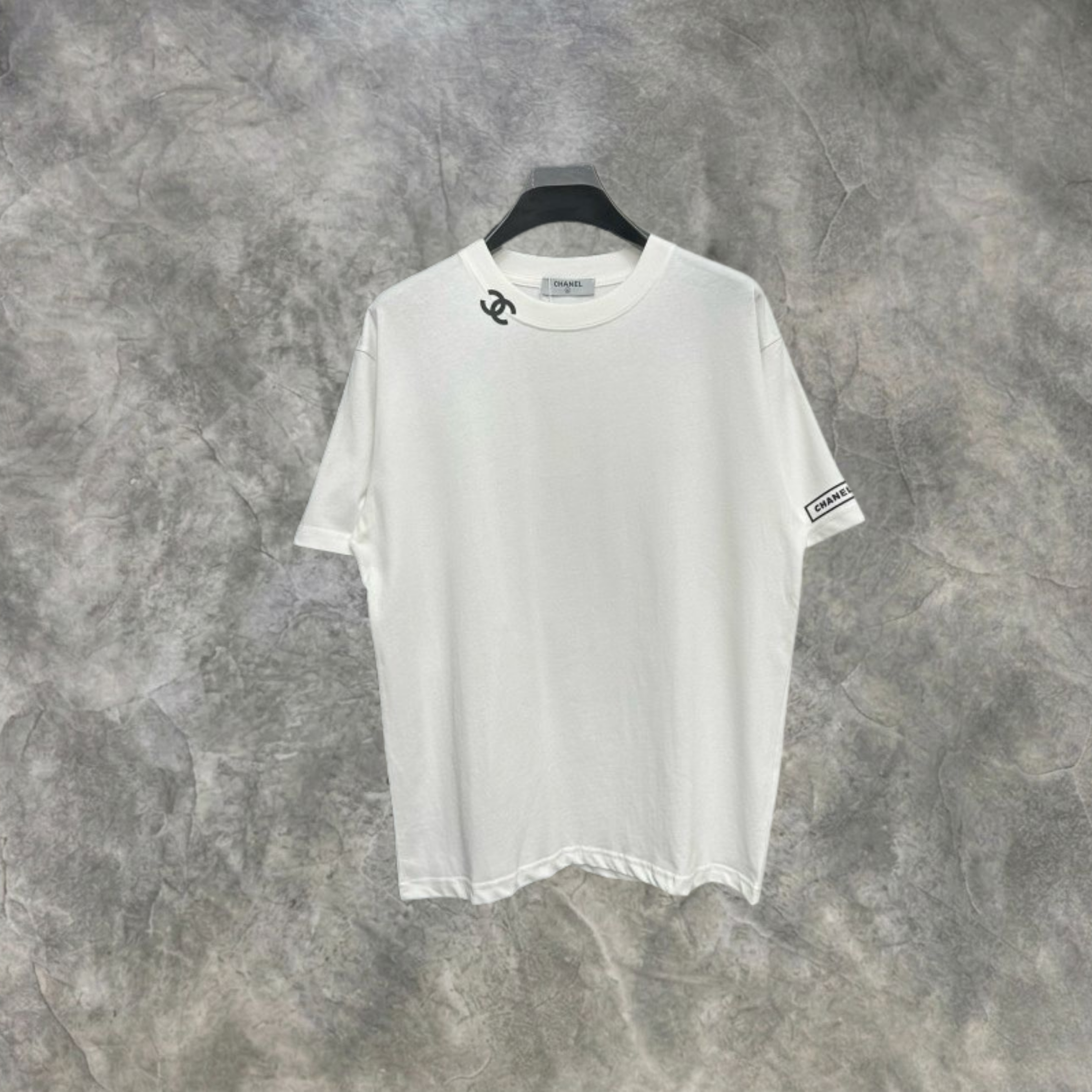 Elvare Club® T-Shirt