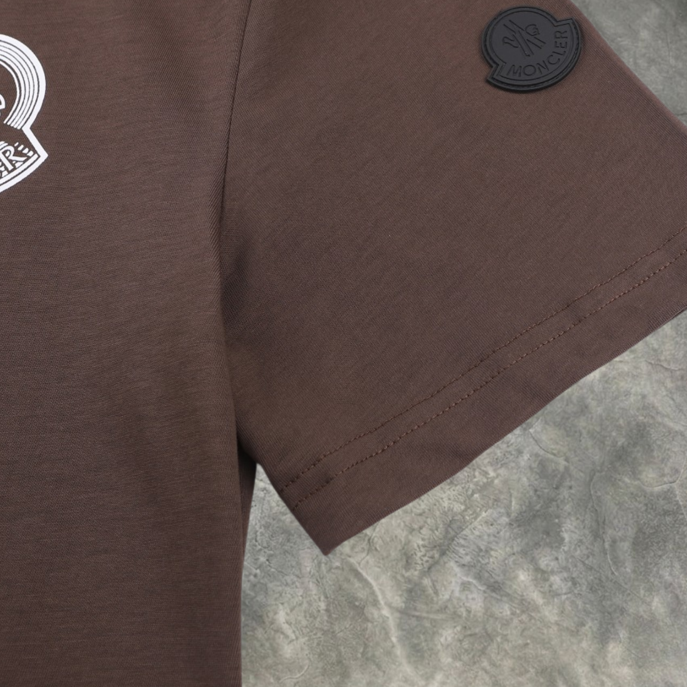 Elvare Club® T-shirt