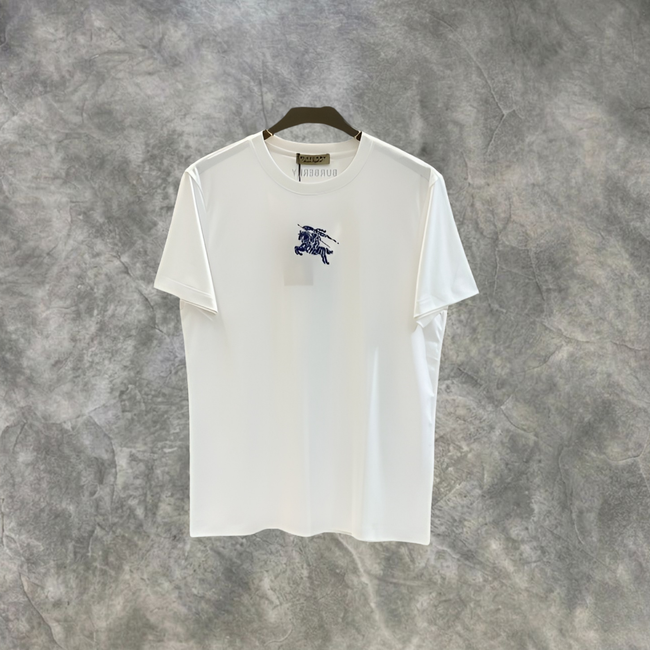 Elvare Club® T-Shirt