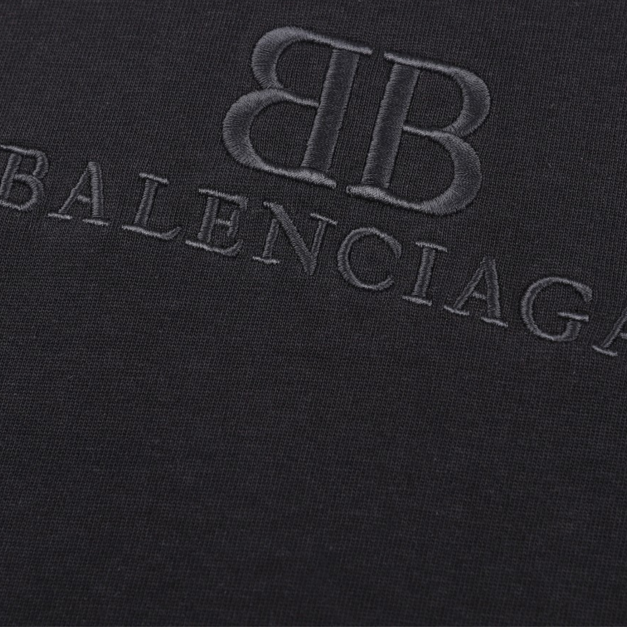Elvare Club® T-shirt