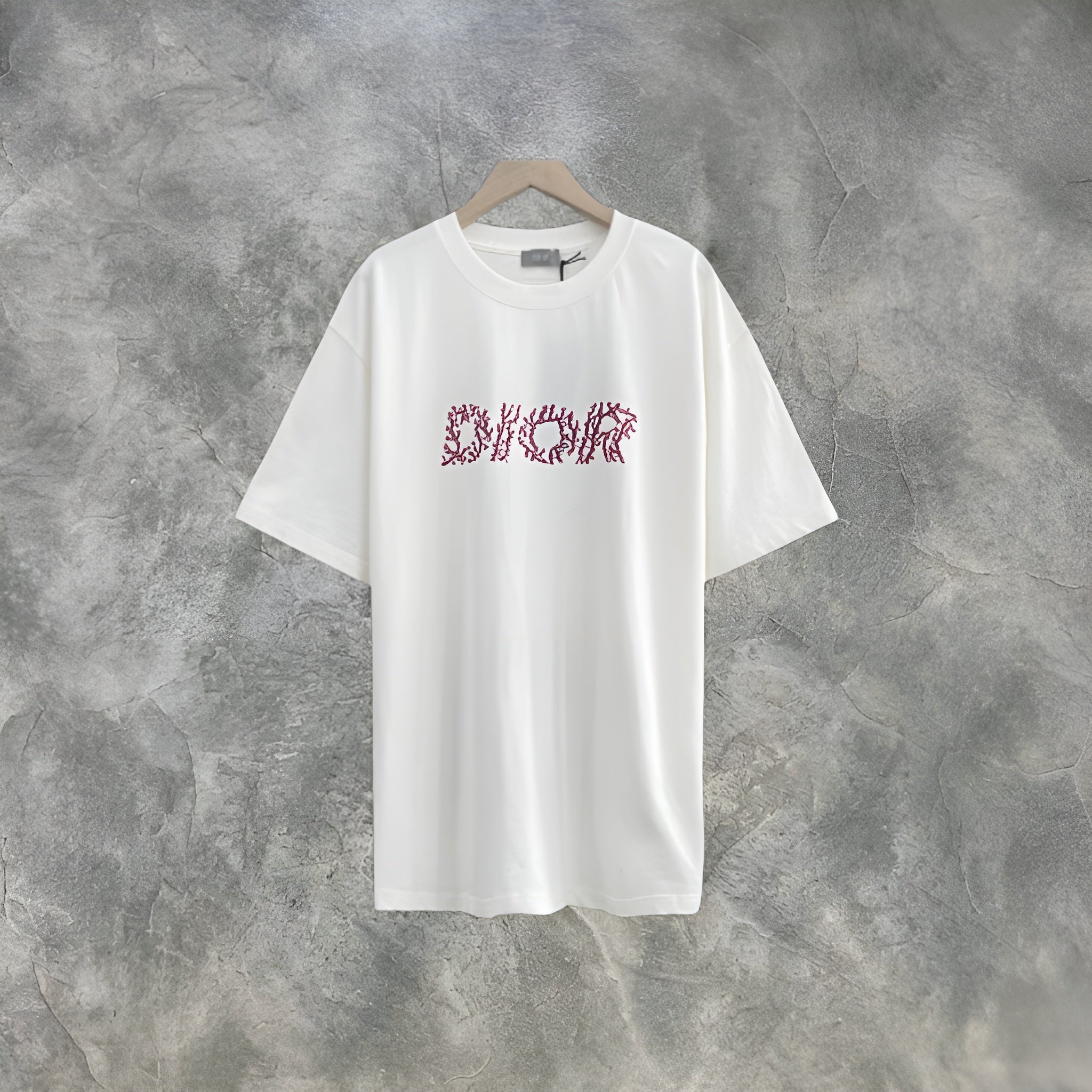 Elvare Club® T-Shirt