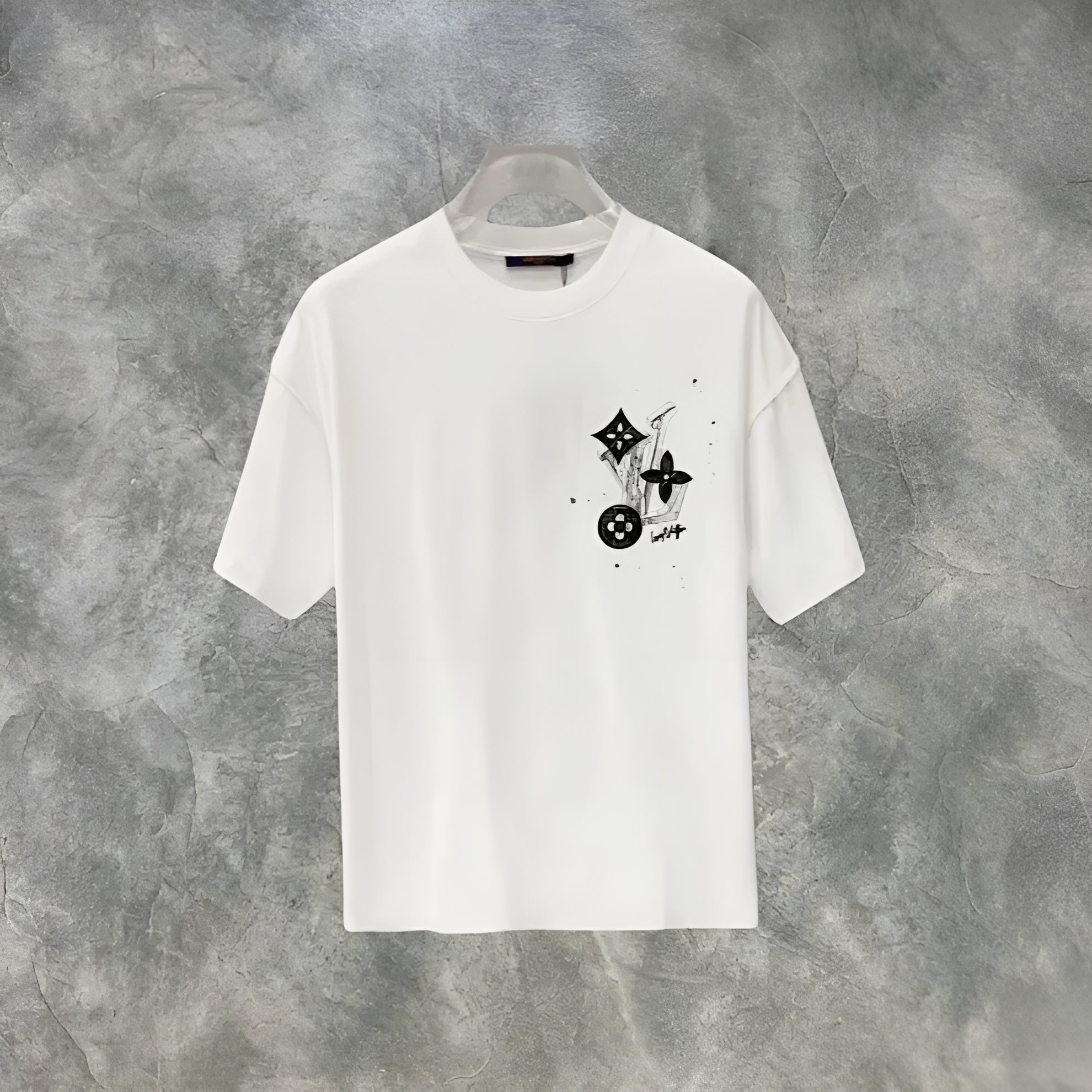 Elvare Club® T-Shirt