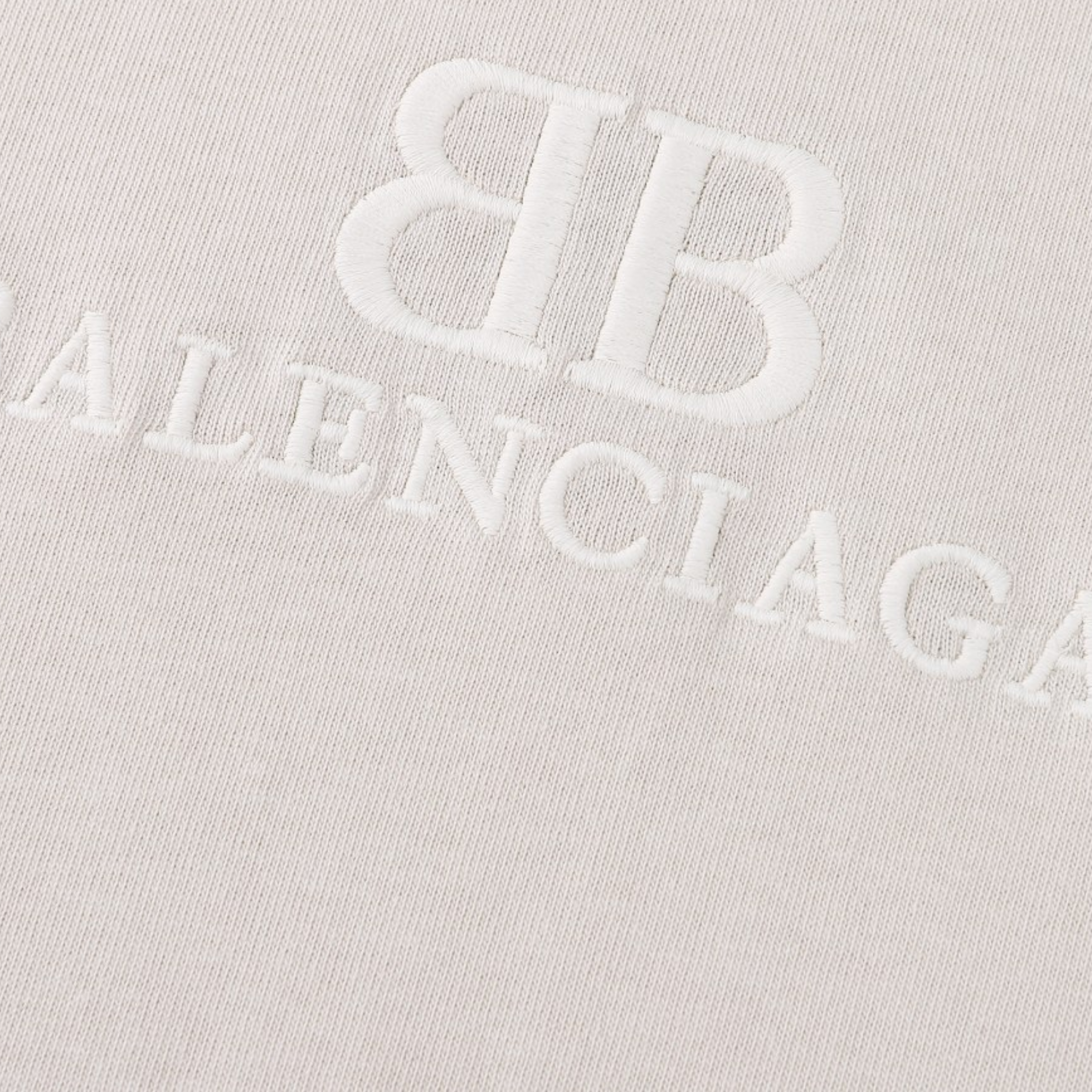 Elvare Club® T-shirt