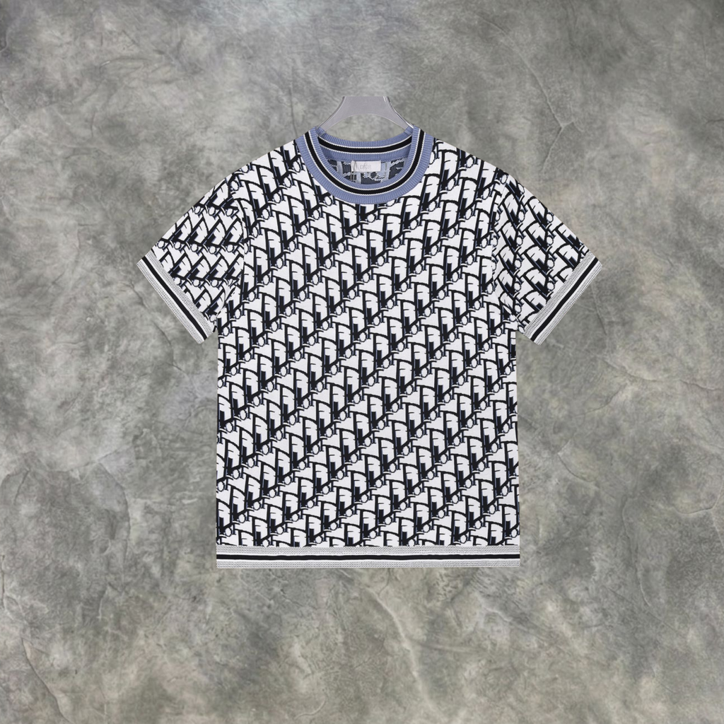 Elvare Club® T-shirt