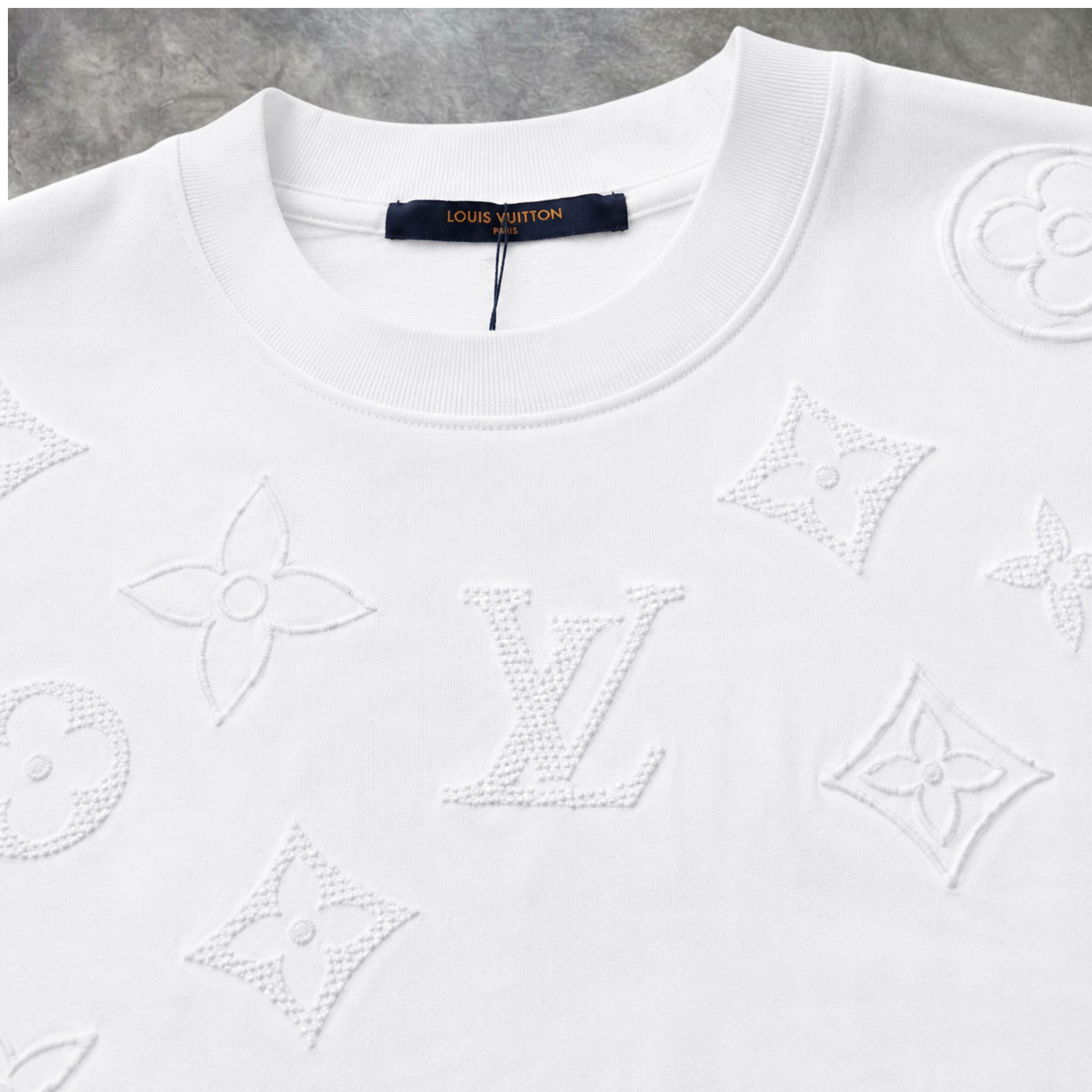 Elvare Club® T-Shirt