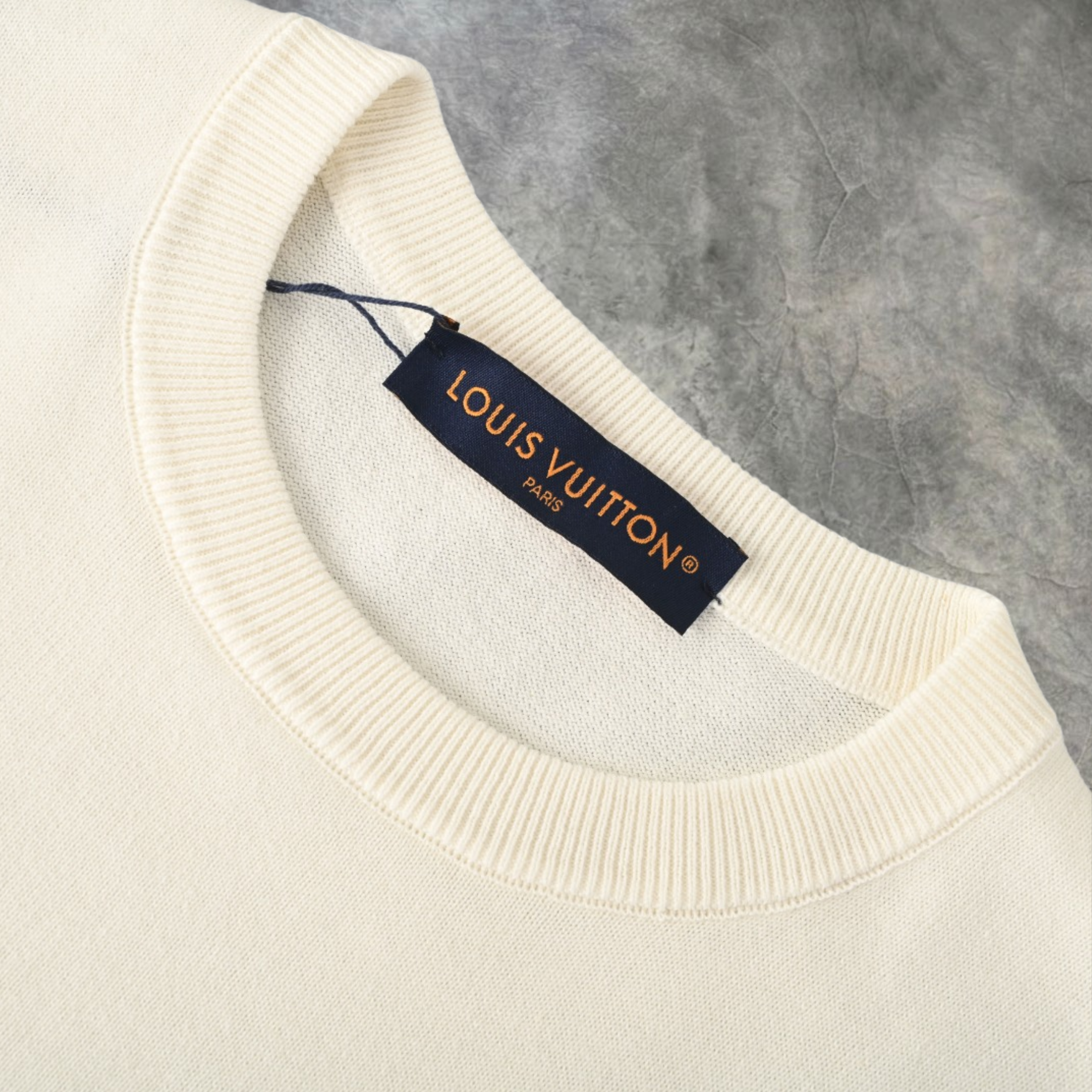Elvare Club® T-shirt