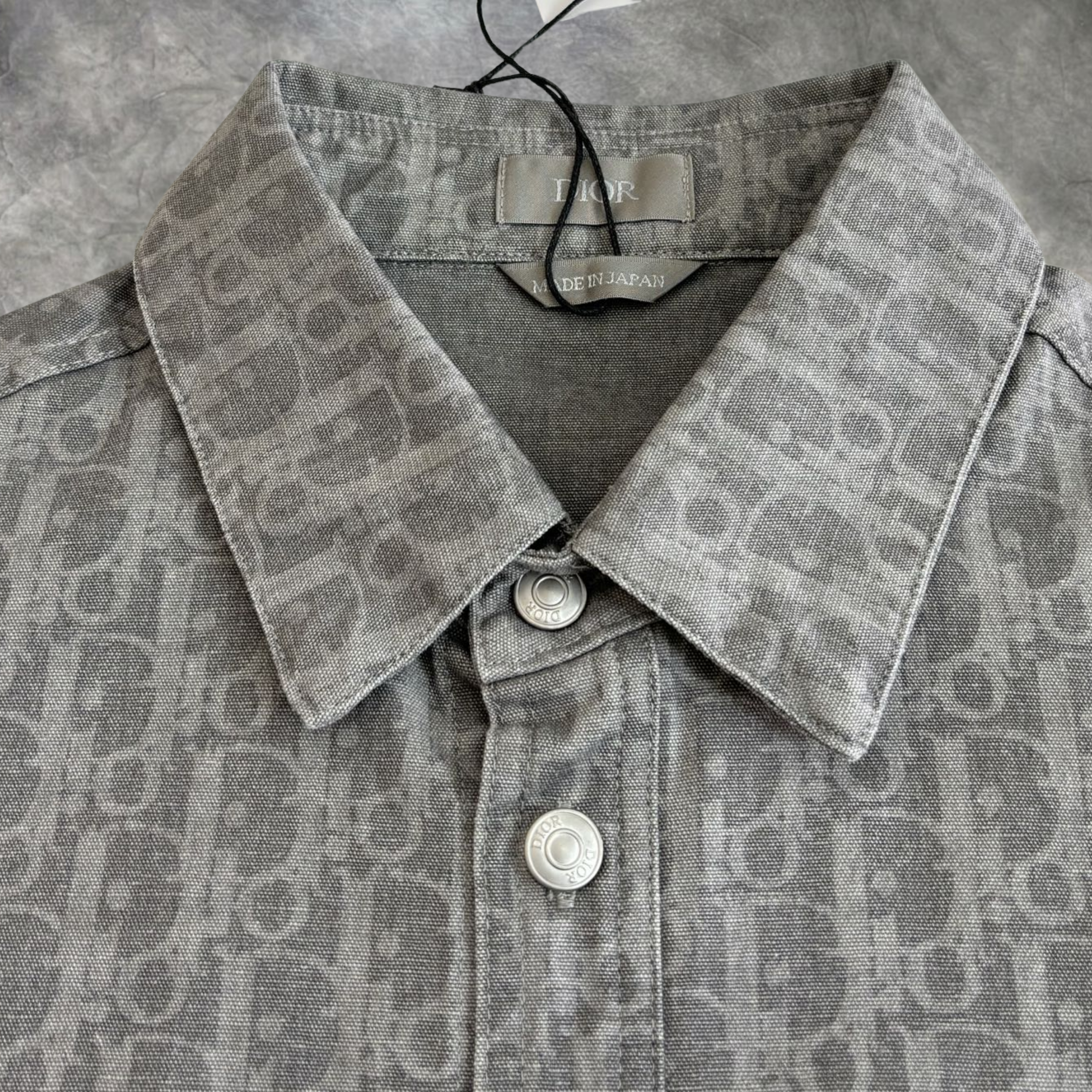 Elvare Club® T-Shirt