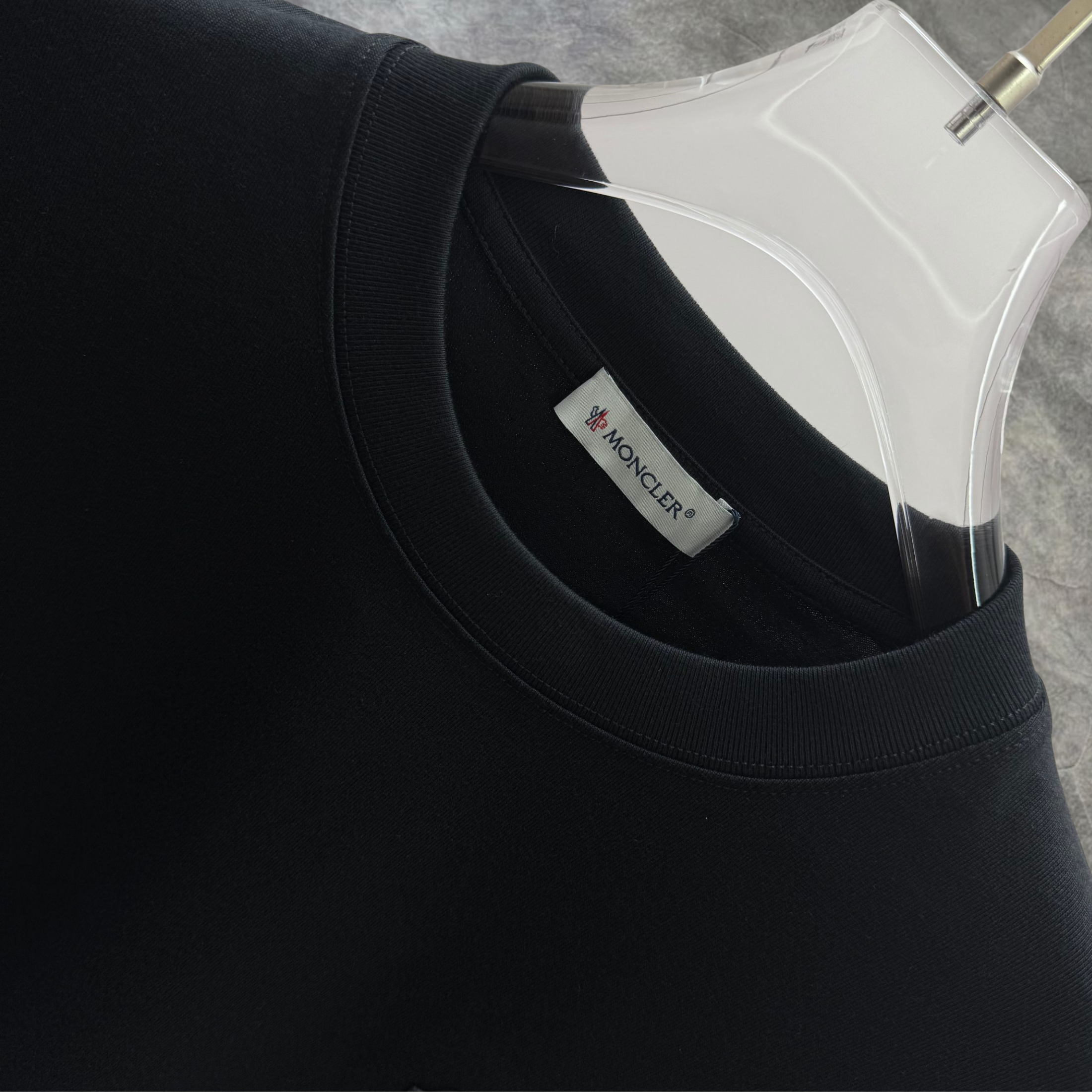 Elvare Club® T-Shirt