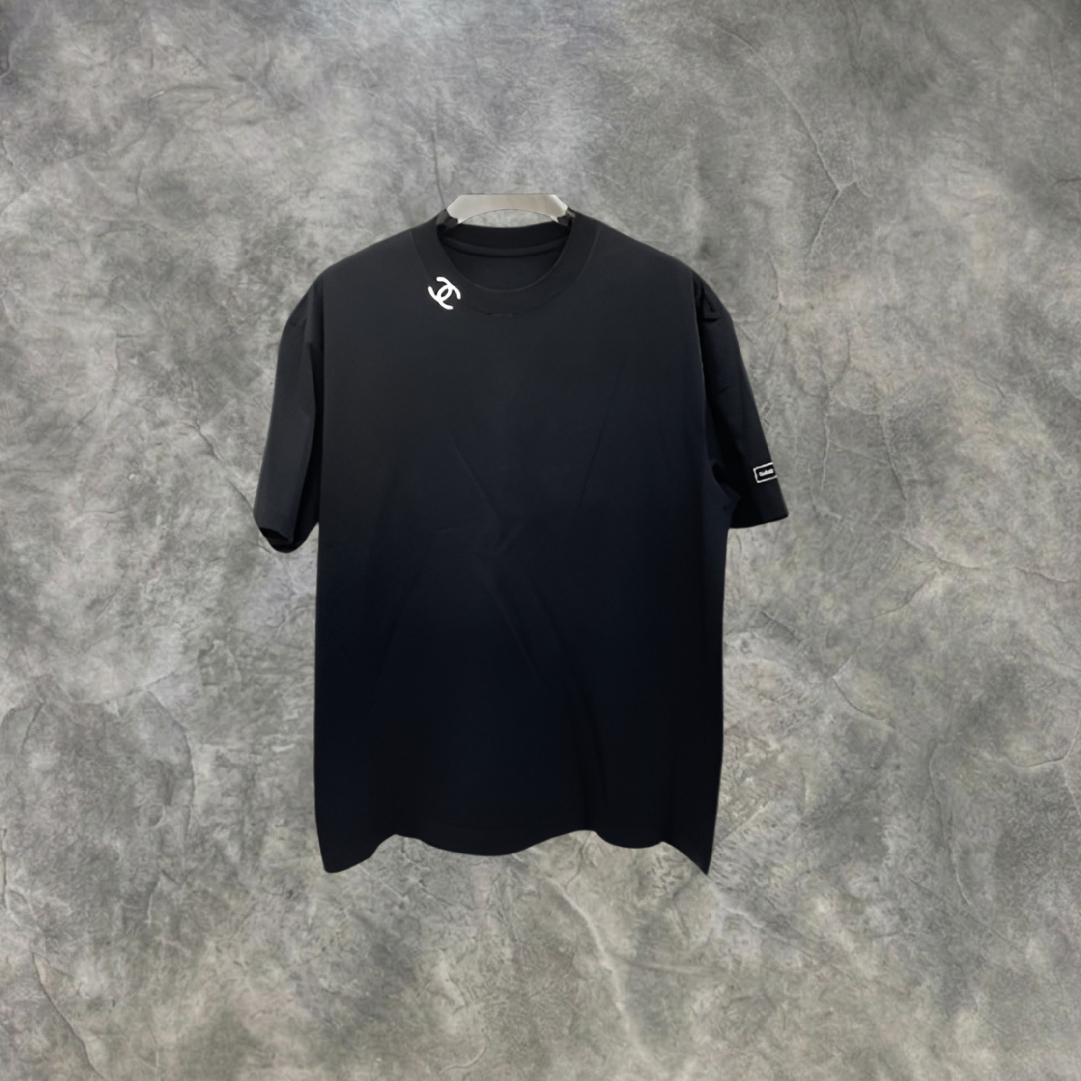 Elvare Club® T-Shirt
