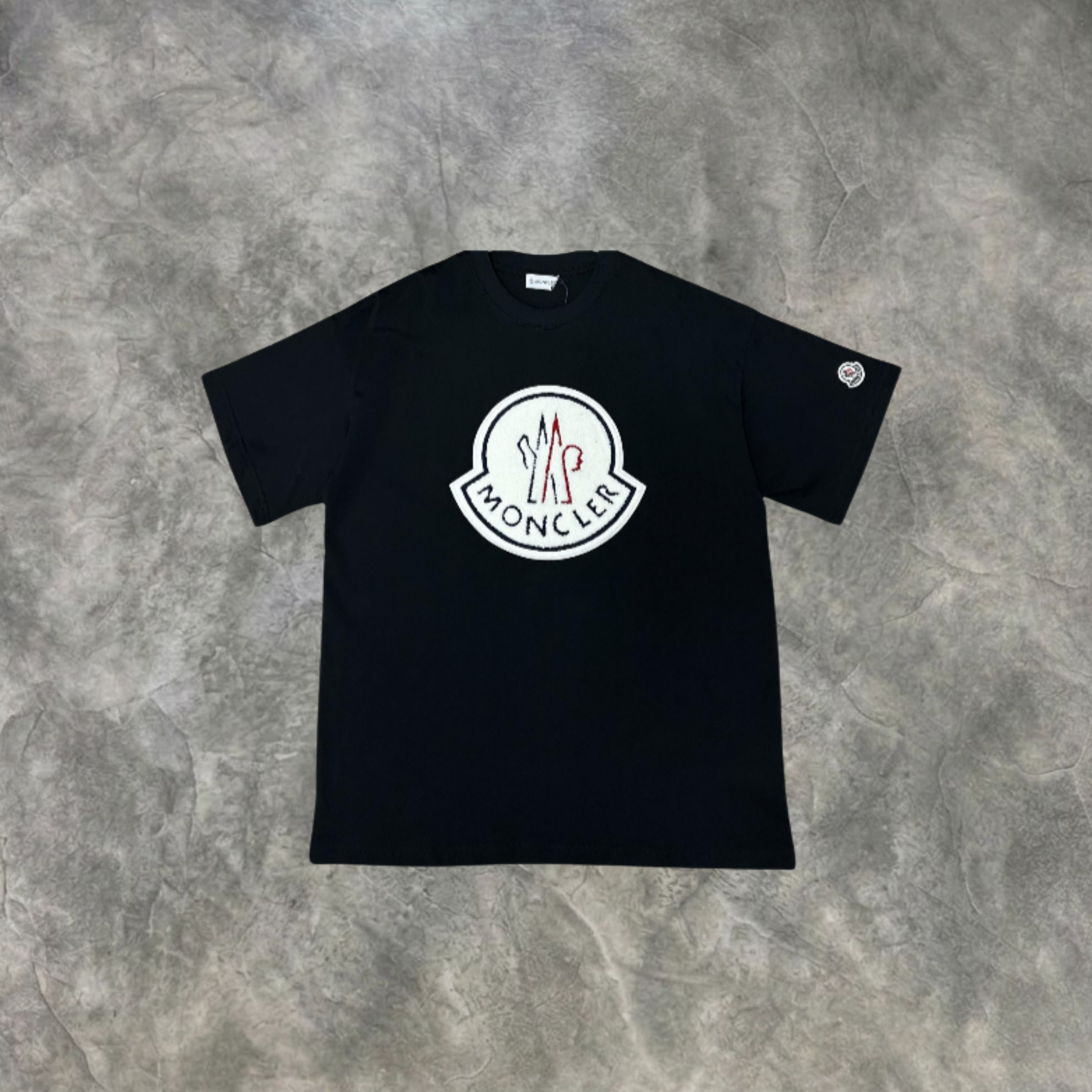 Elvare Club® T-Shirt