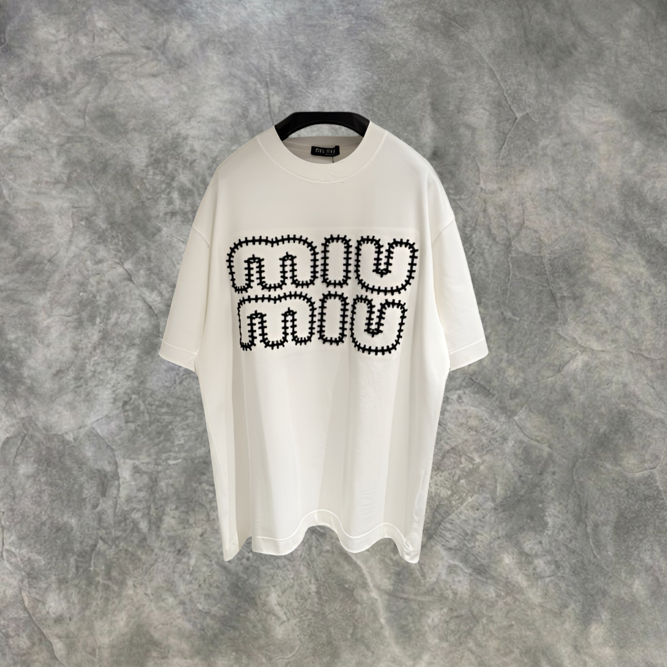 Elvare Club® T-Shirt