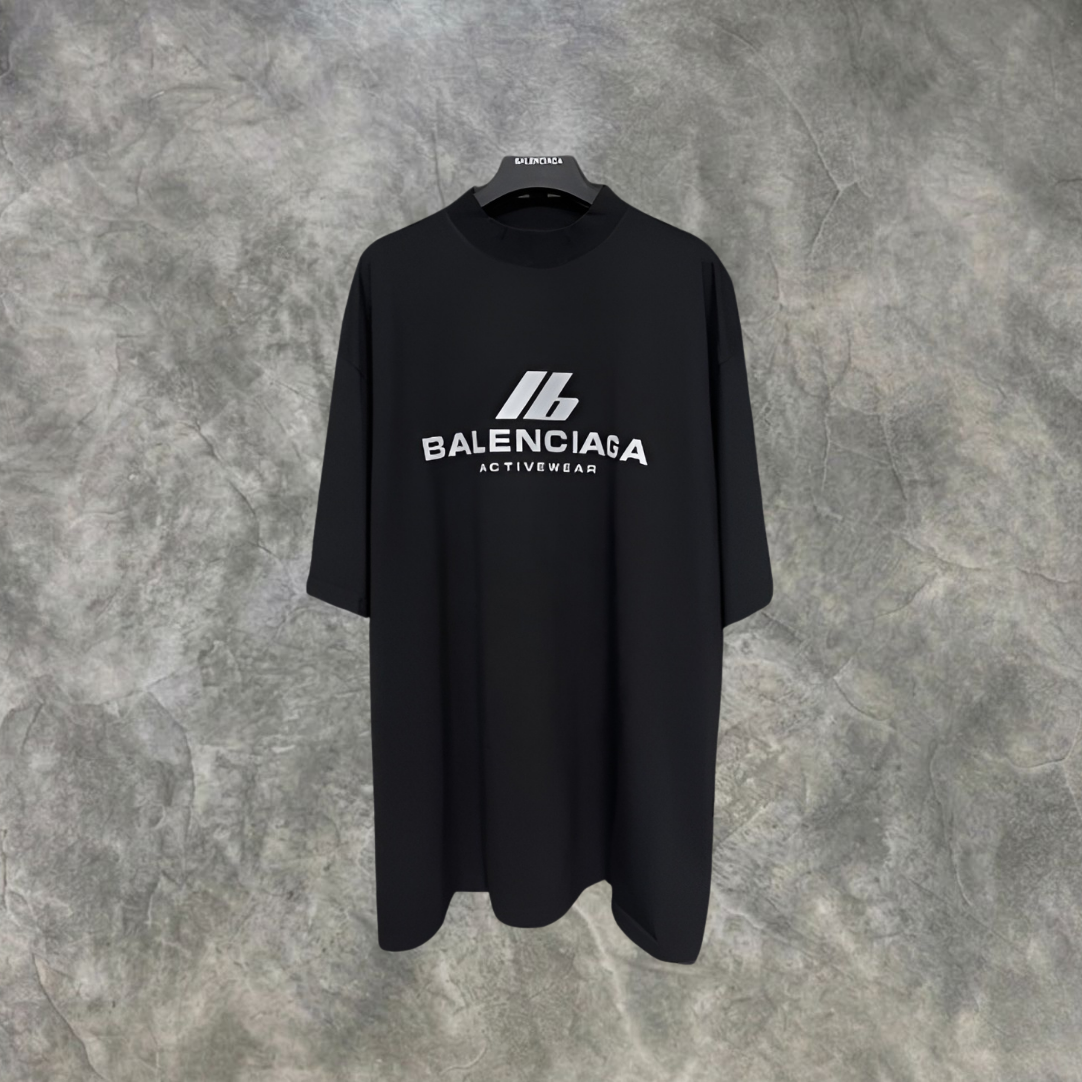 Elvare Club® T-Shirt