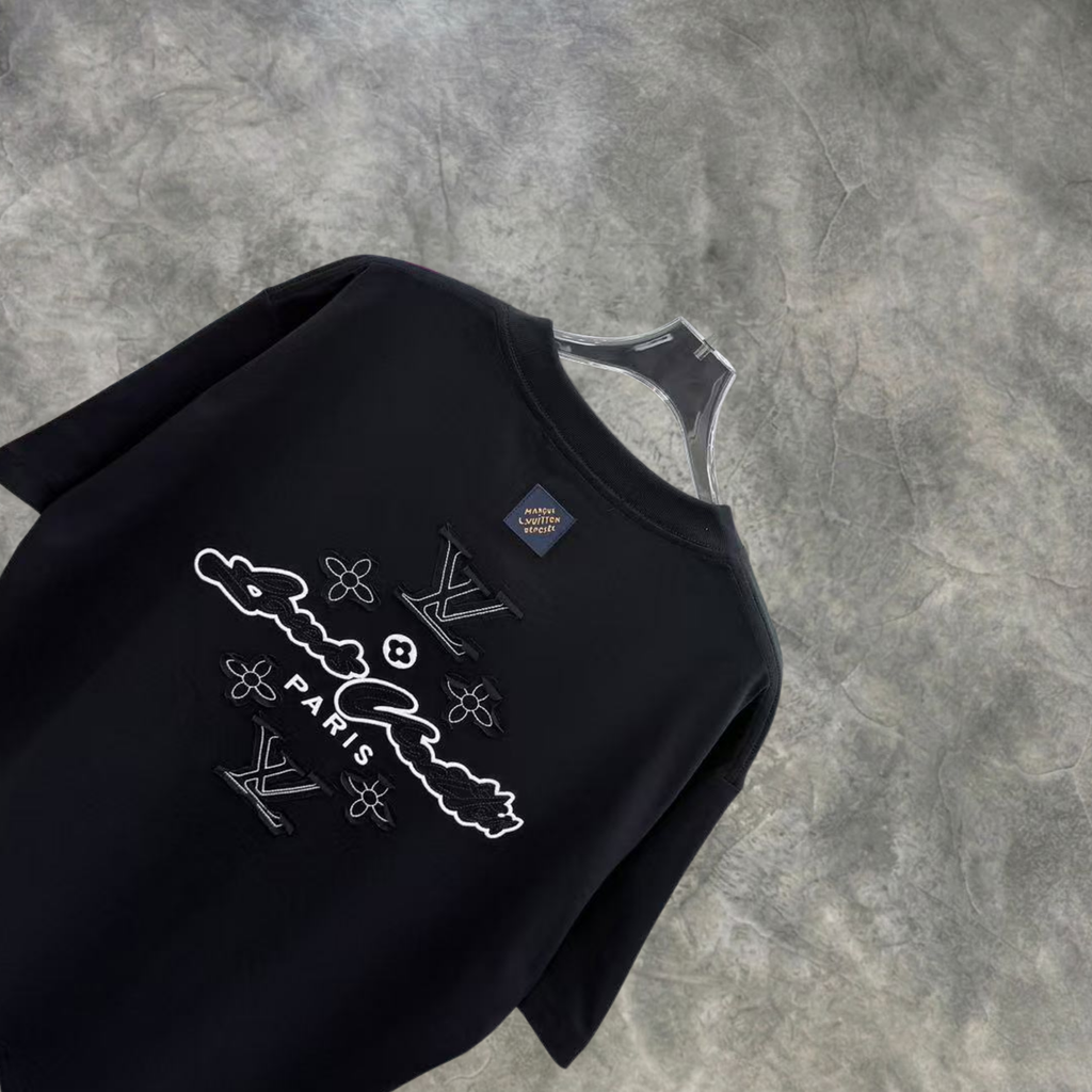 Elvare Club® T-Shirt