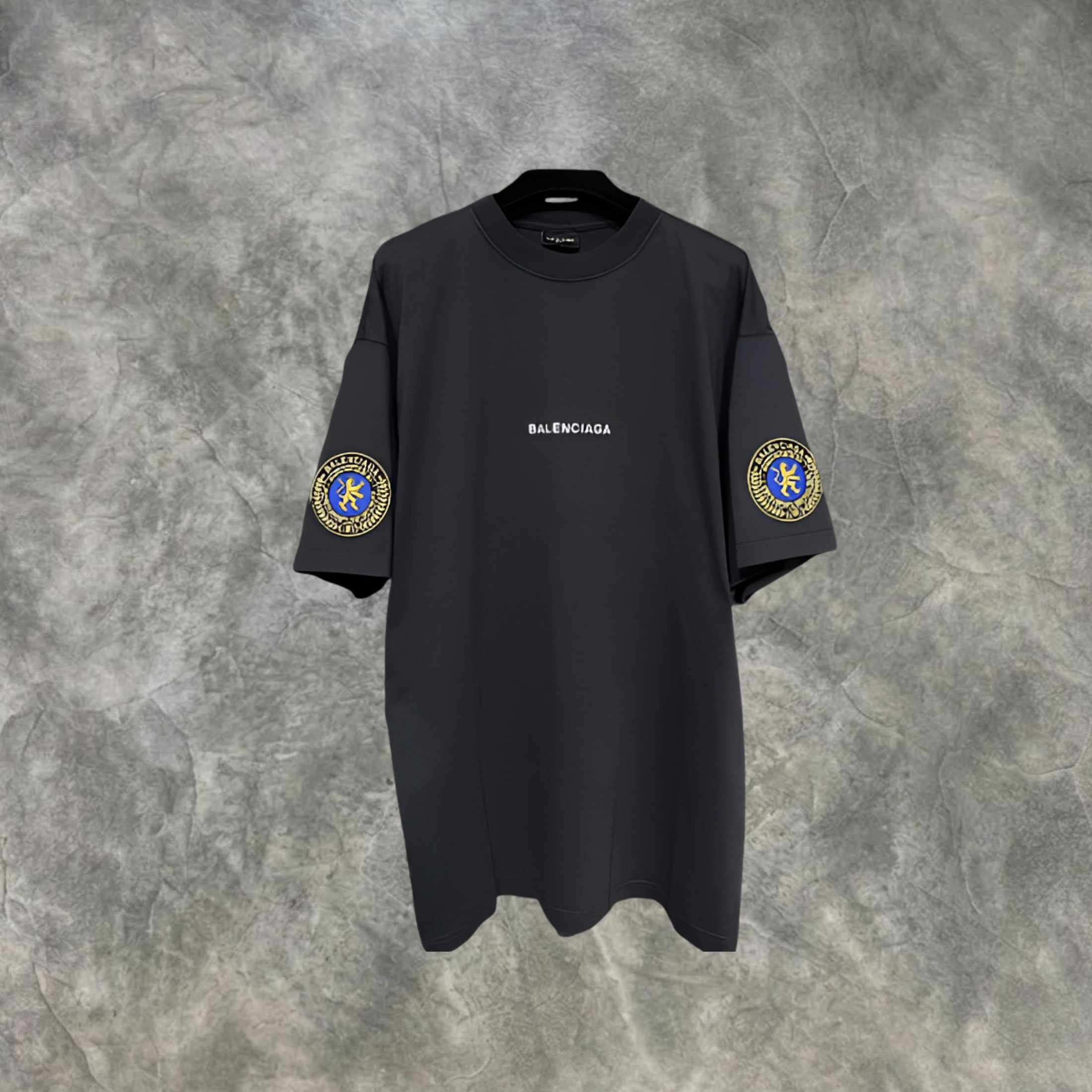 Elvare Club® T-Shirt