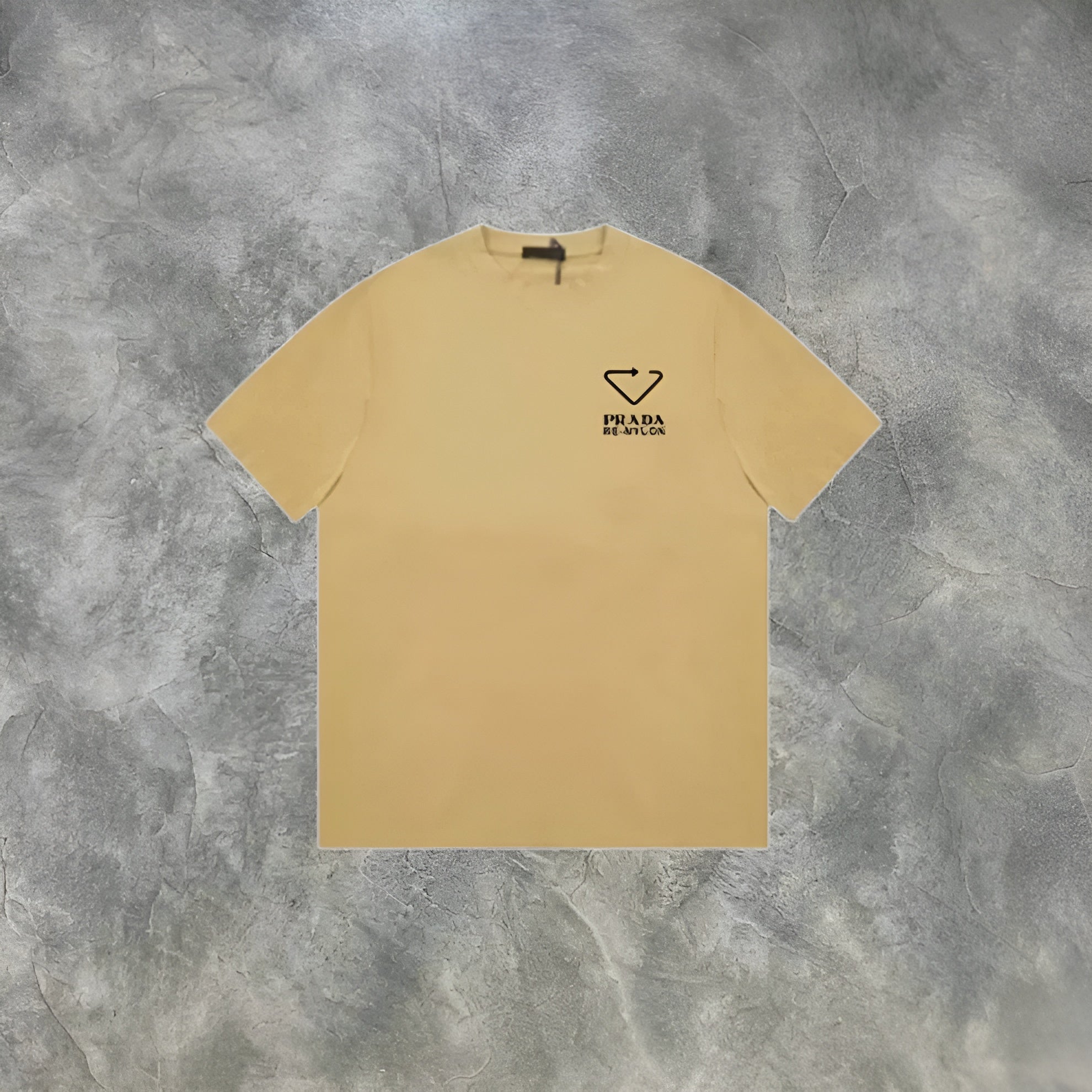 Elvare Club® T-Shirt