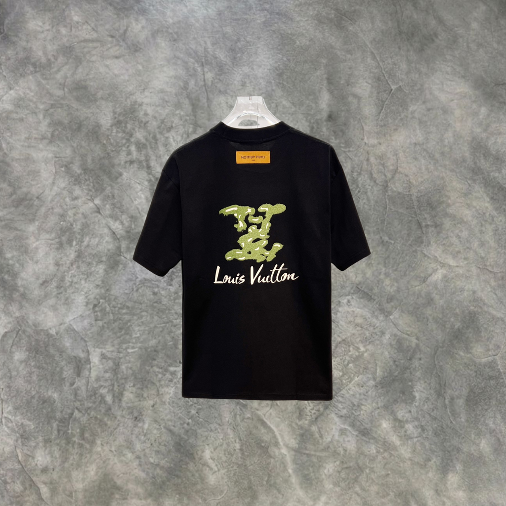 Elvare Club® T-Shirt