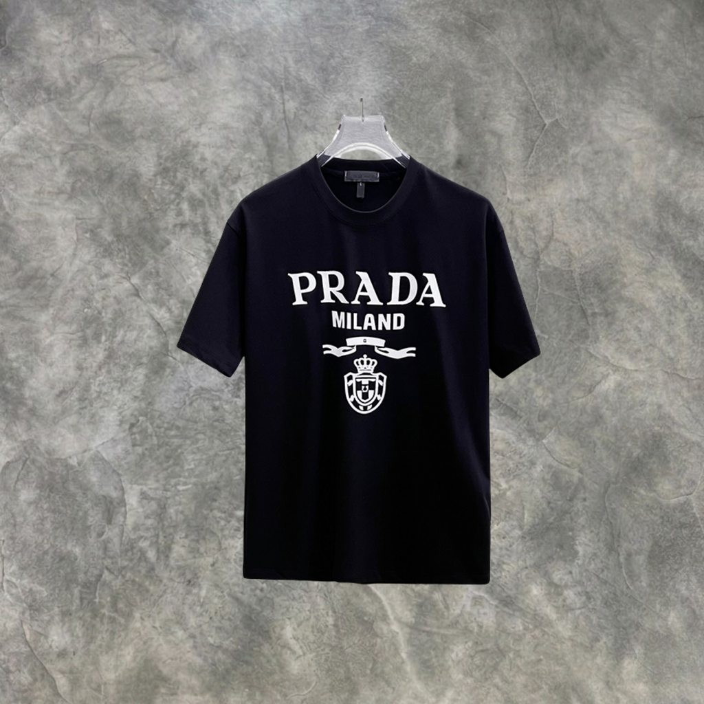 Elvare Club® T-Shirt