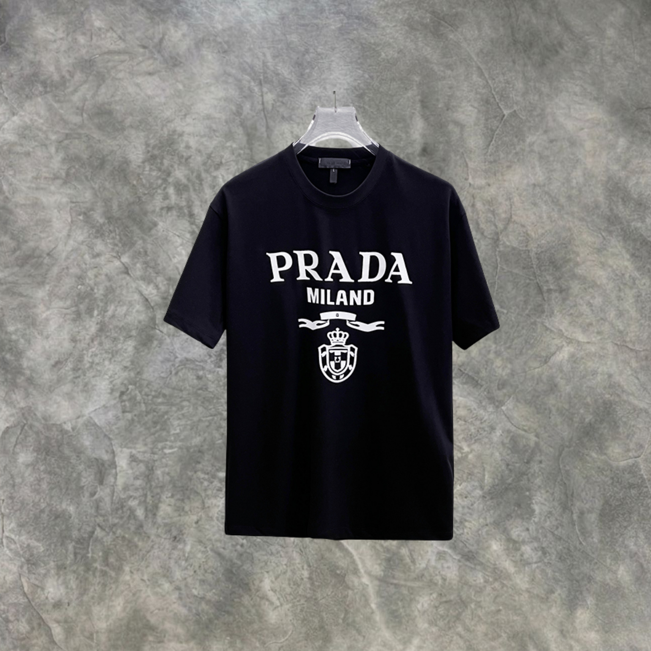 Elvare Club® T-Shirt