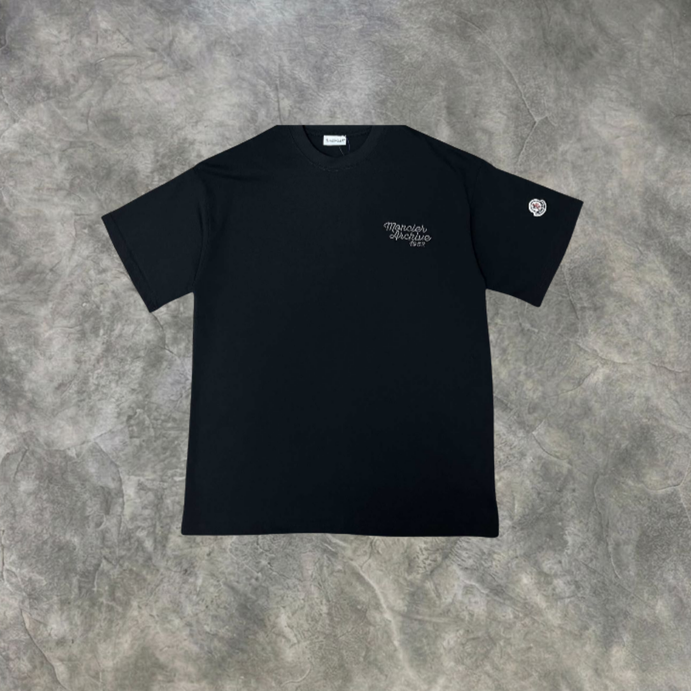 Elvare Club® T-Shirt