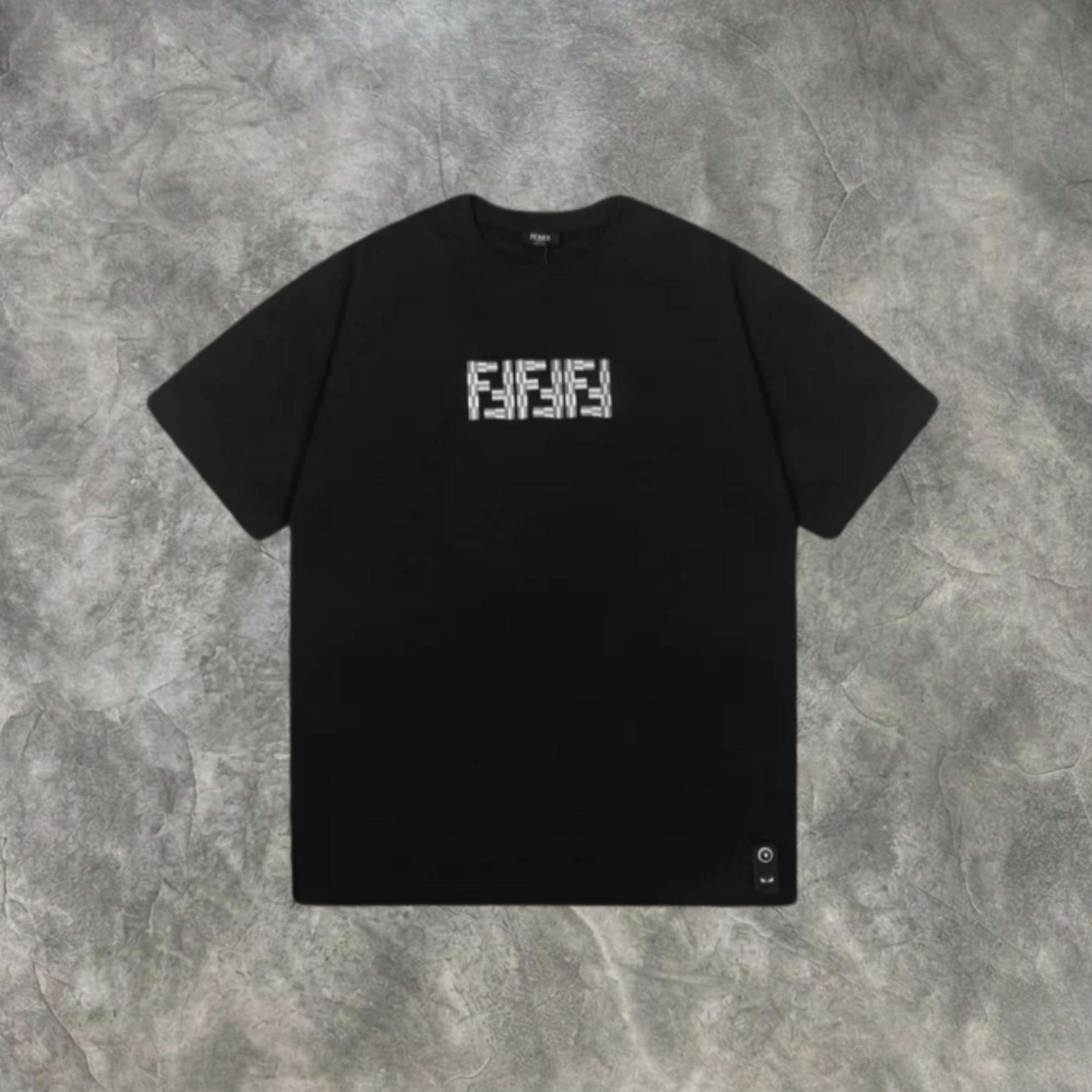 Elvare Club® T-Shirt