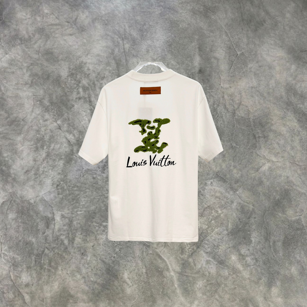 Elvare Club® T-Shirt