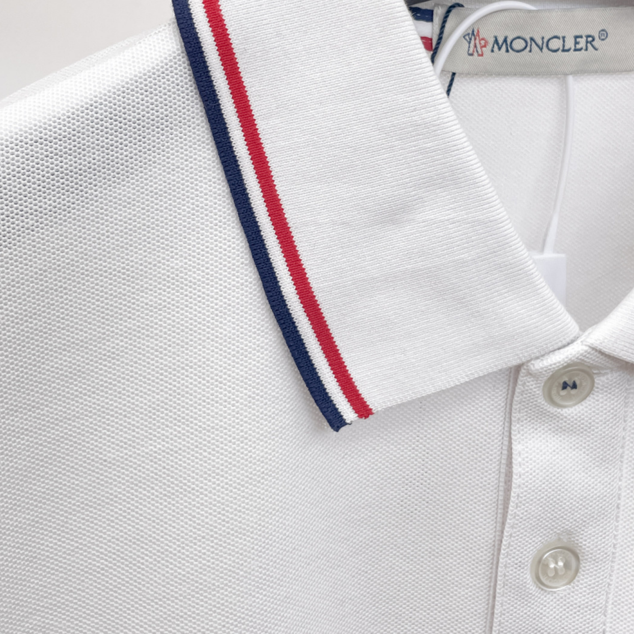 Elvare Club® T-shirt