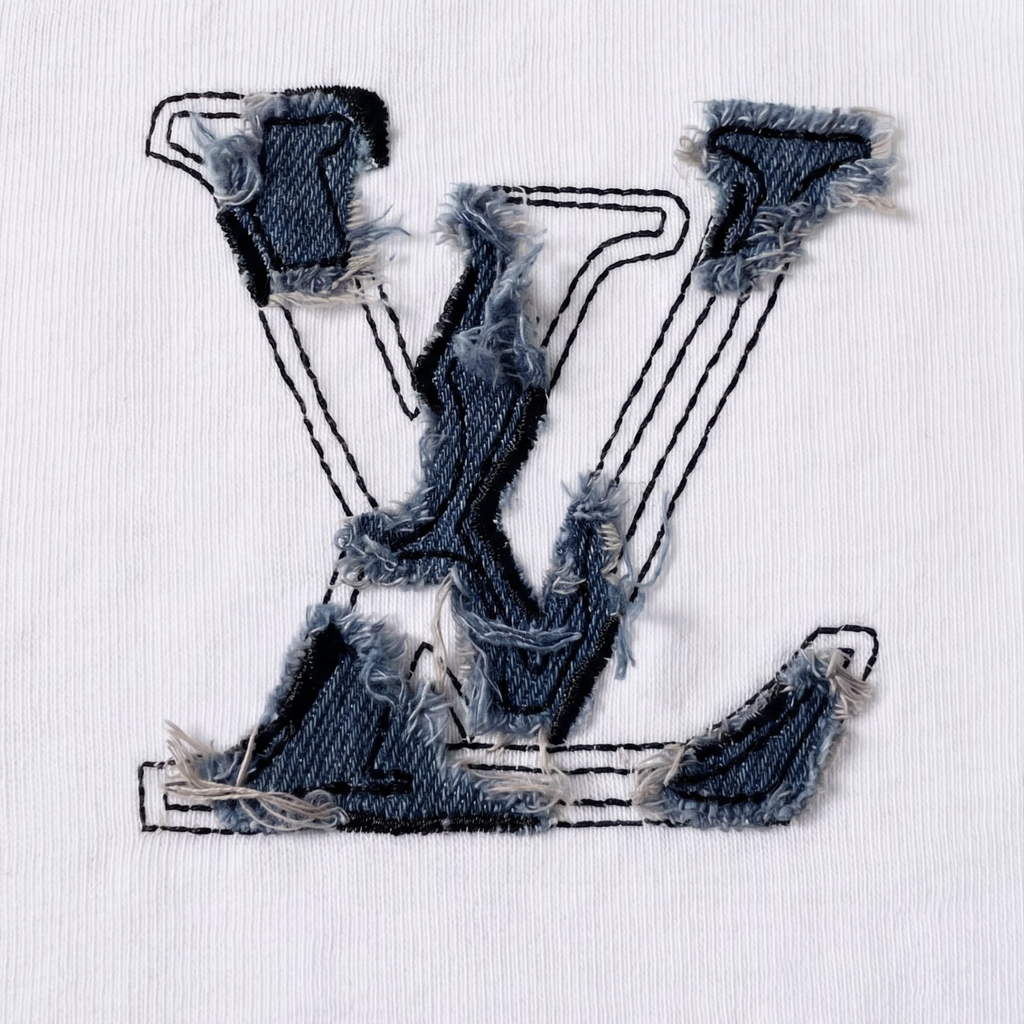 Elvare Club® T-shirt