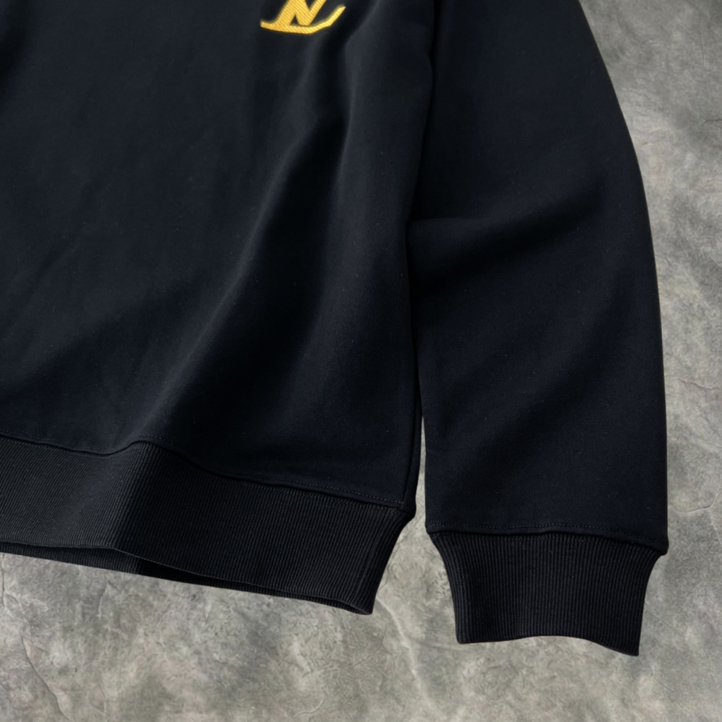 Elvare Club® Sweater