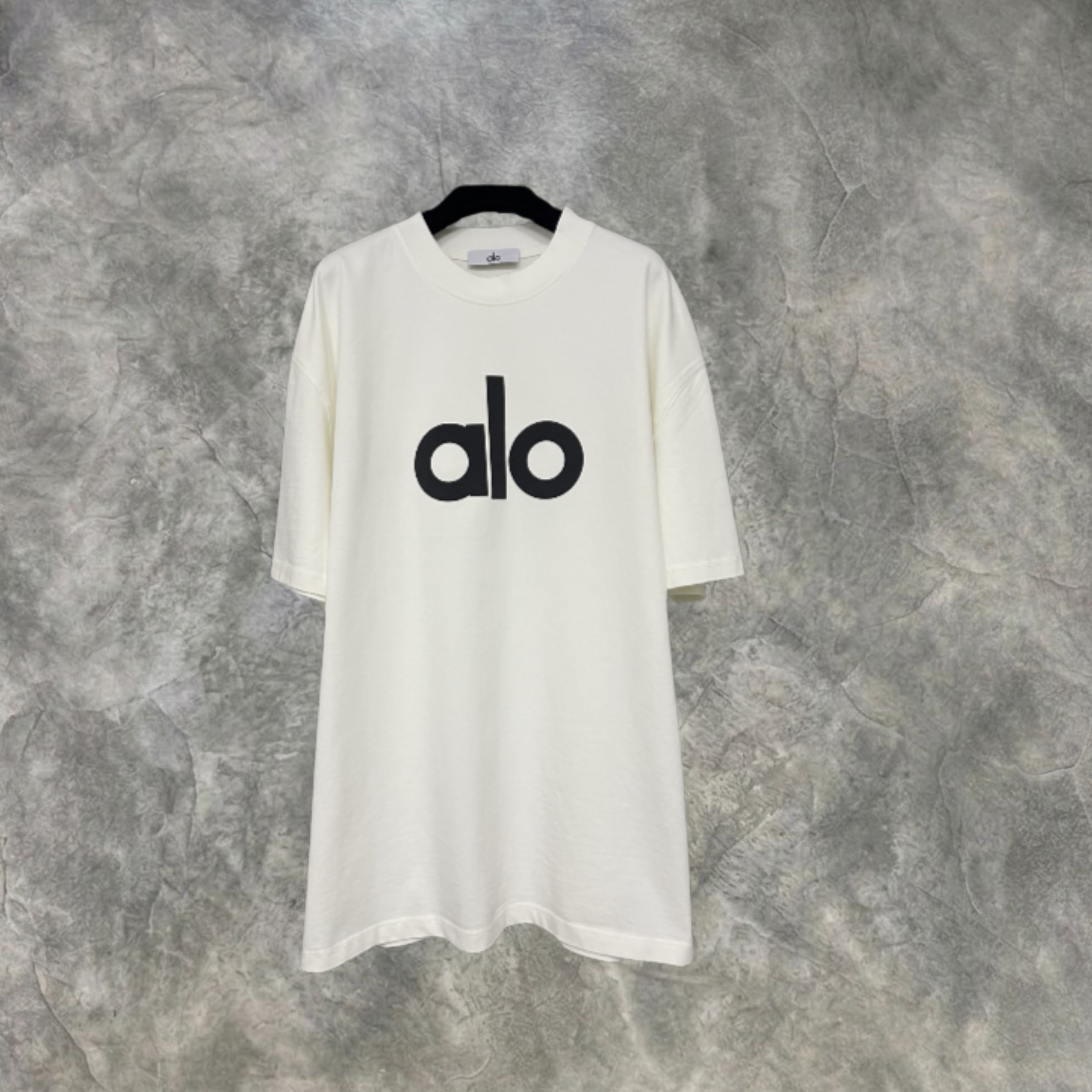 Elvare Club® T-Shirt