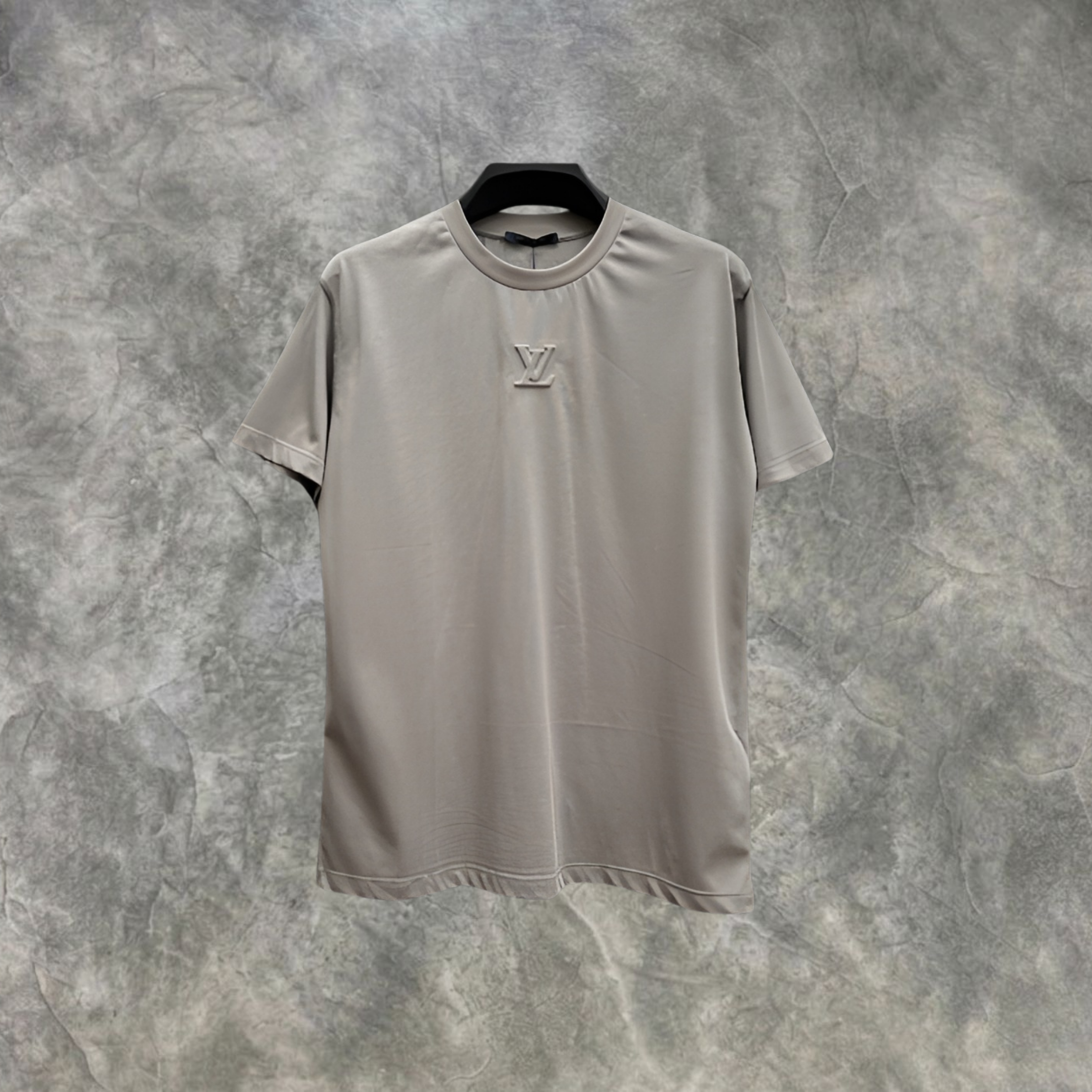 Elvare Club® T-Shirt