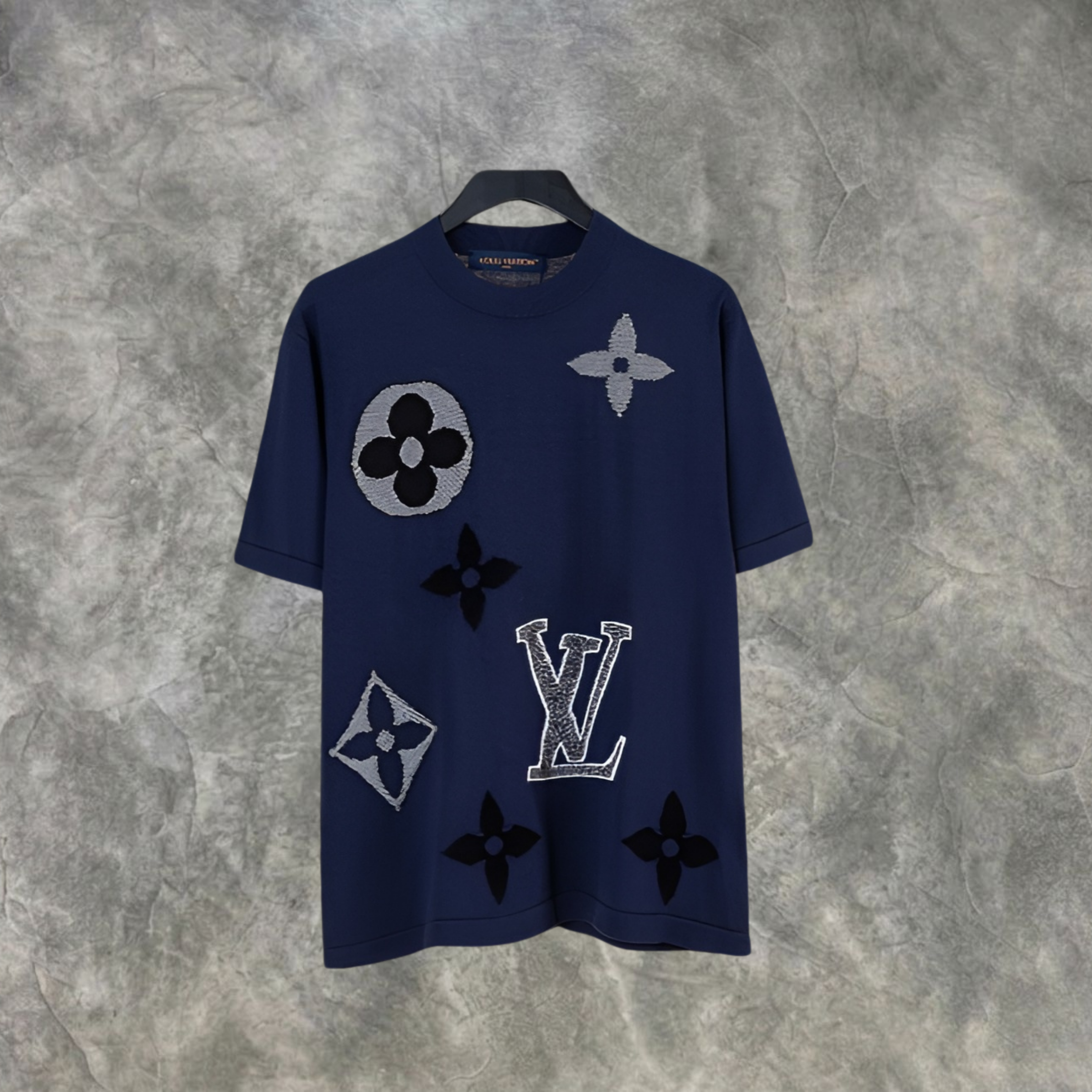 Elvare Club® T-Shirt