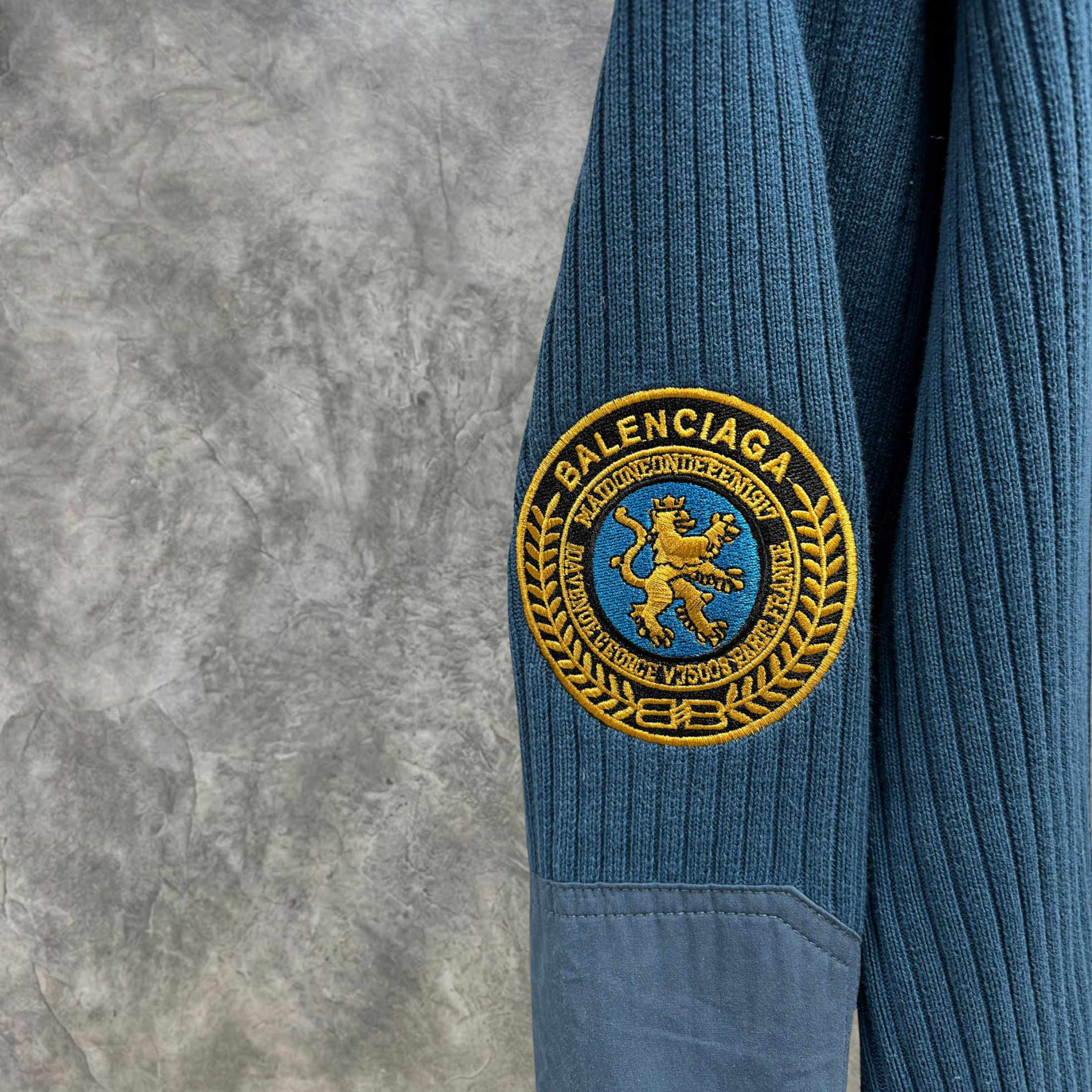 Elvare Club® Sweater
