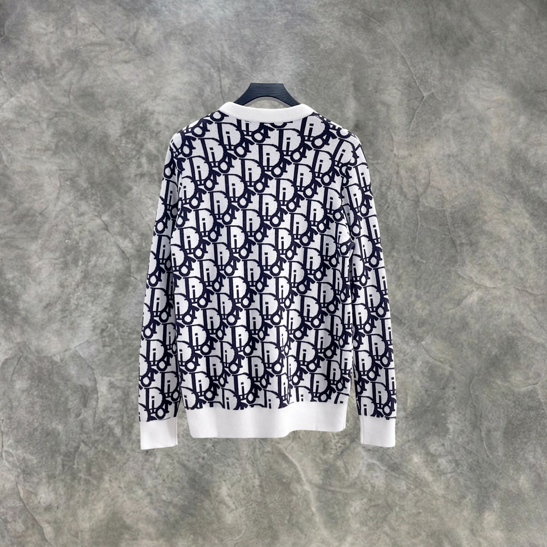 Elvare Club® Sweater